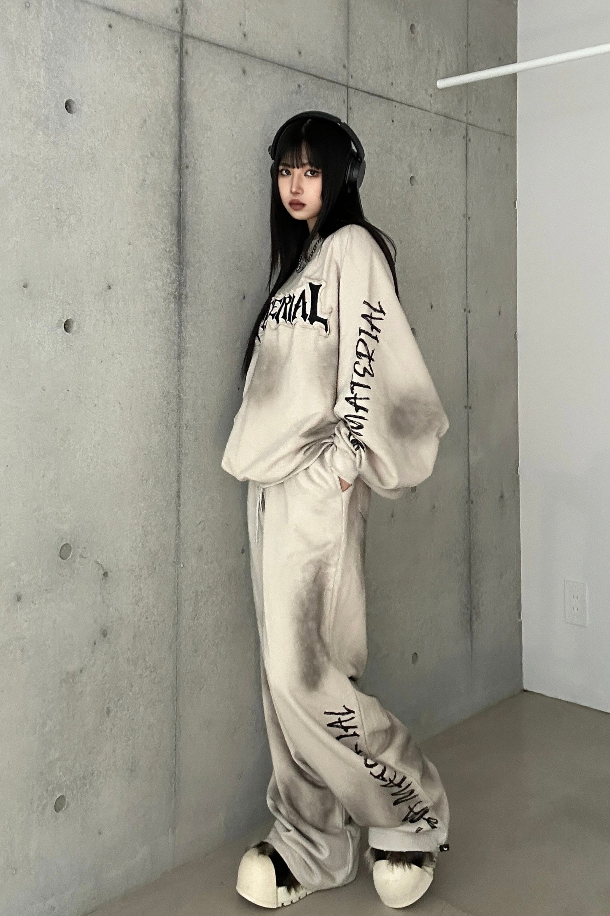 ダメージドルマンレタリングスウェット KSG20719