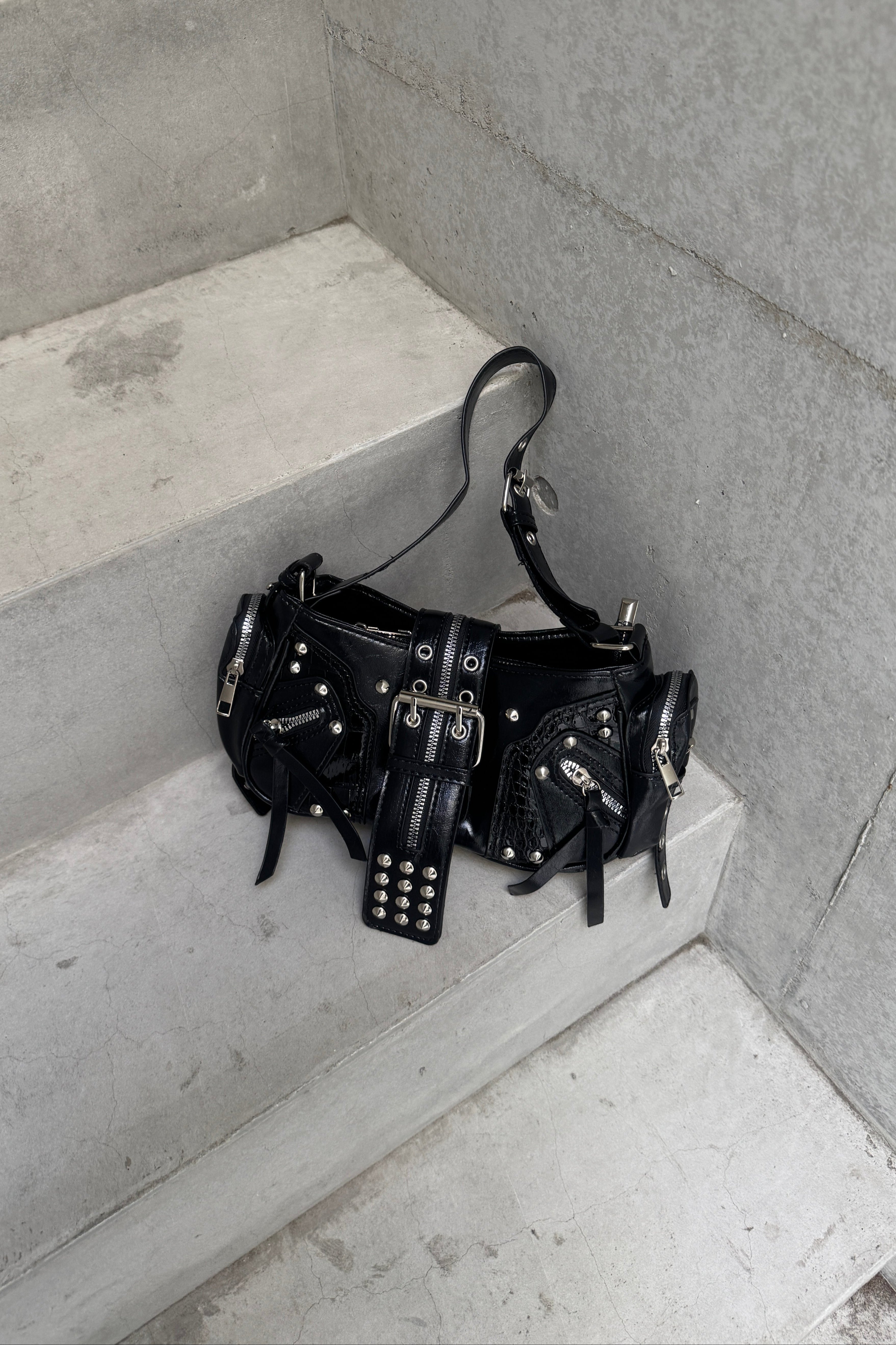 studs fake leather bag KSG40073