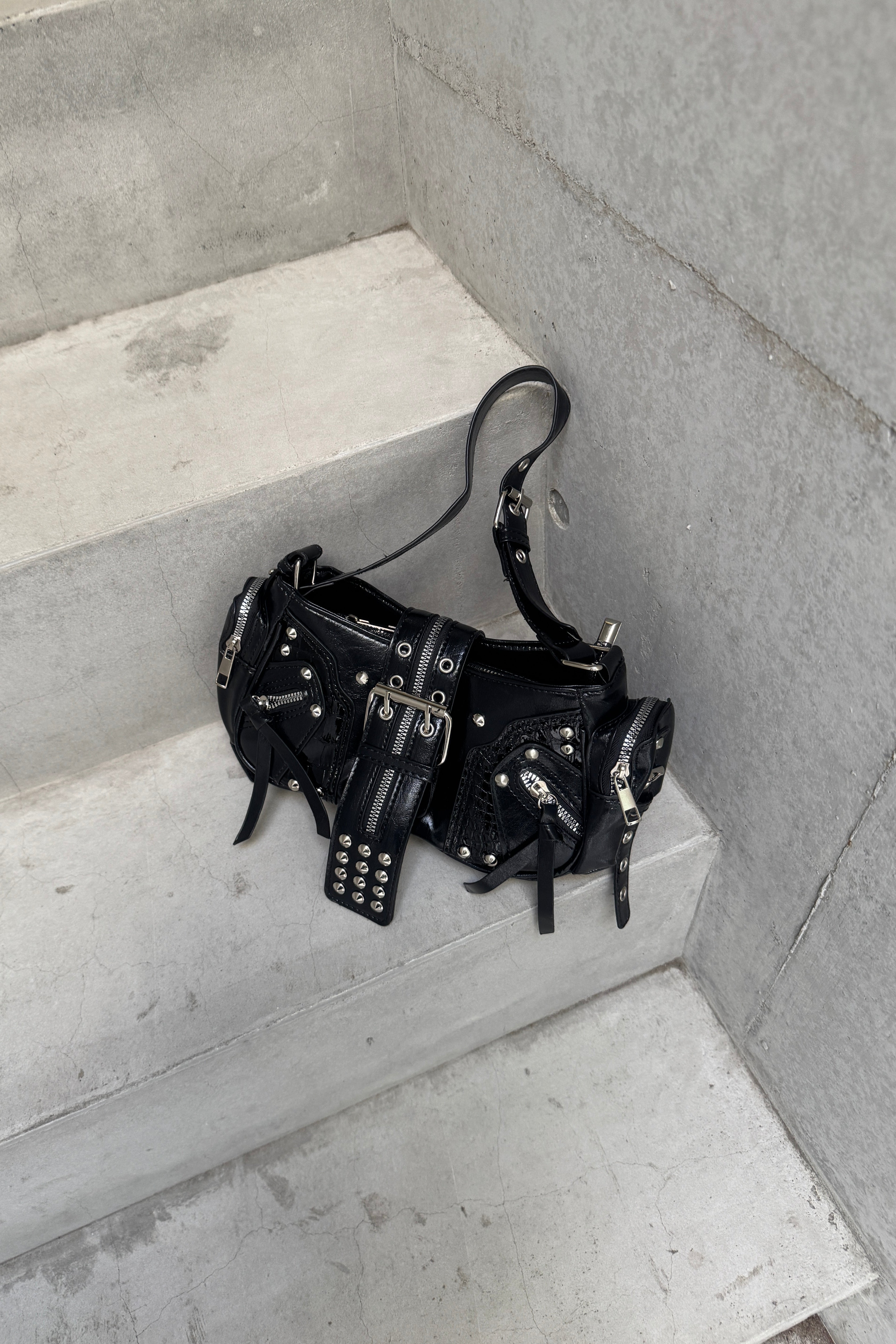 studs fake leather bag KSG40073