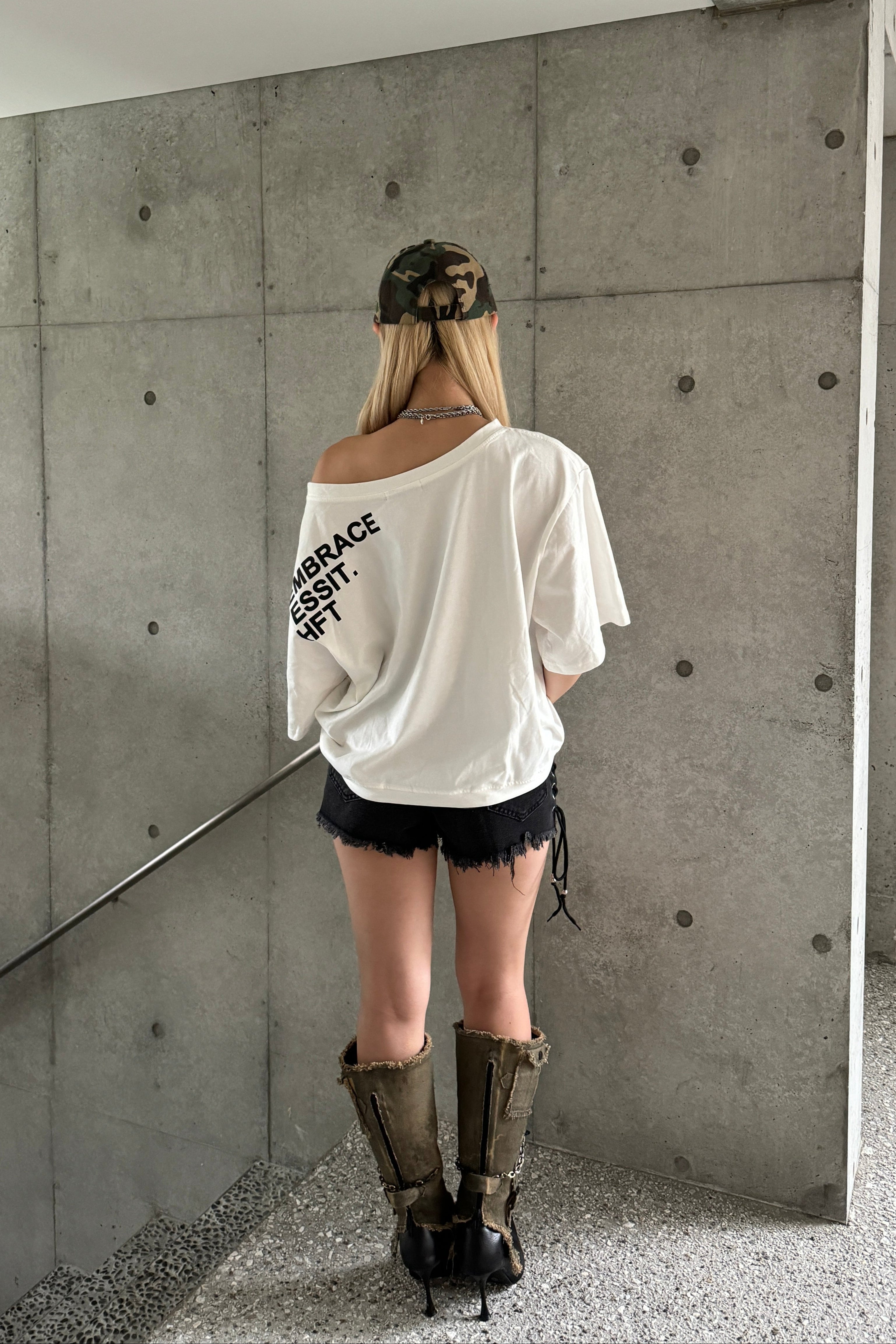 one shoulder lettering over T KSG20915