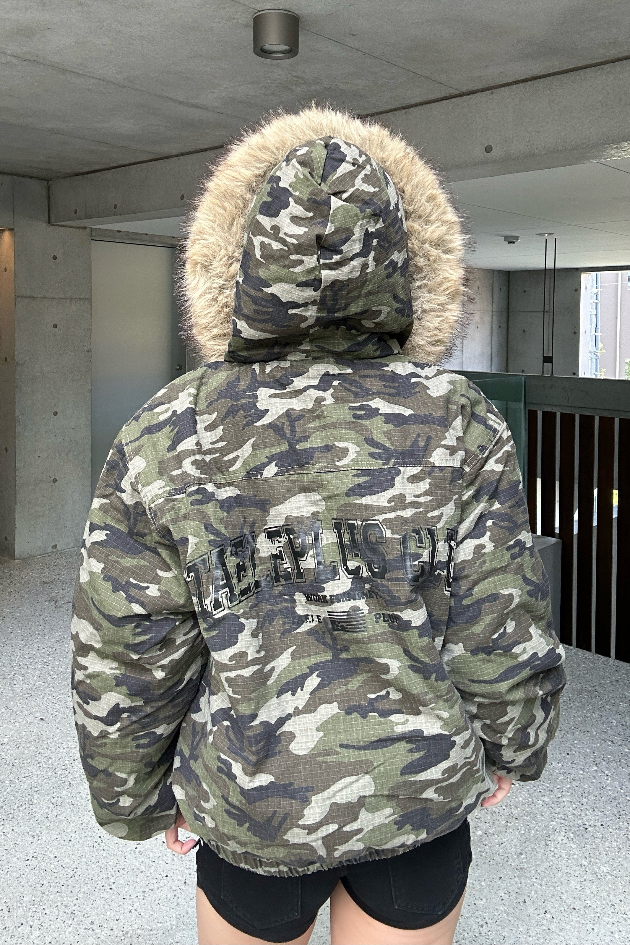 カモフラージュレタリングファージャケット KSG30085