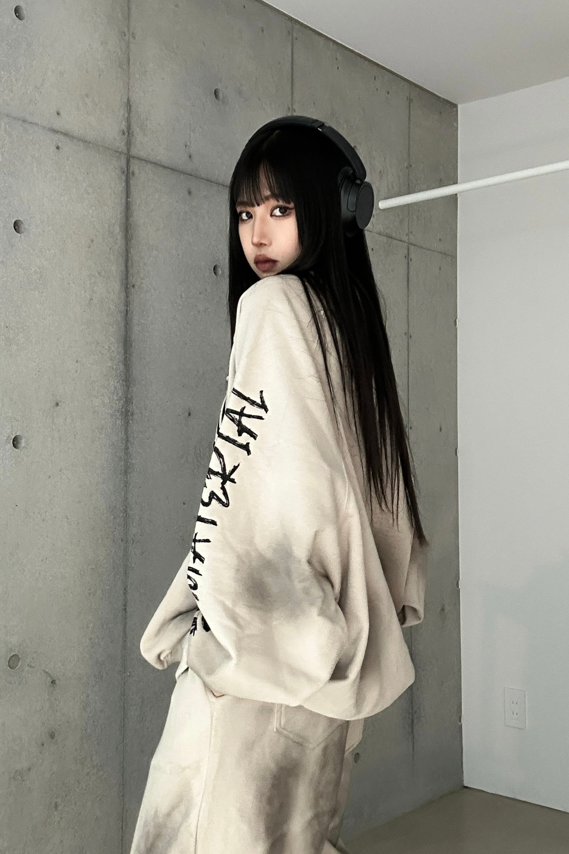 ダメージドルマンレタリングスウェット KSG20719