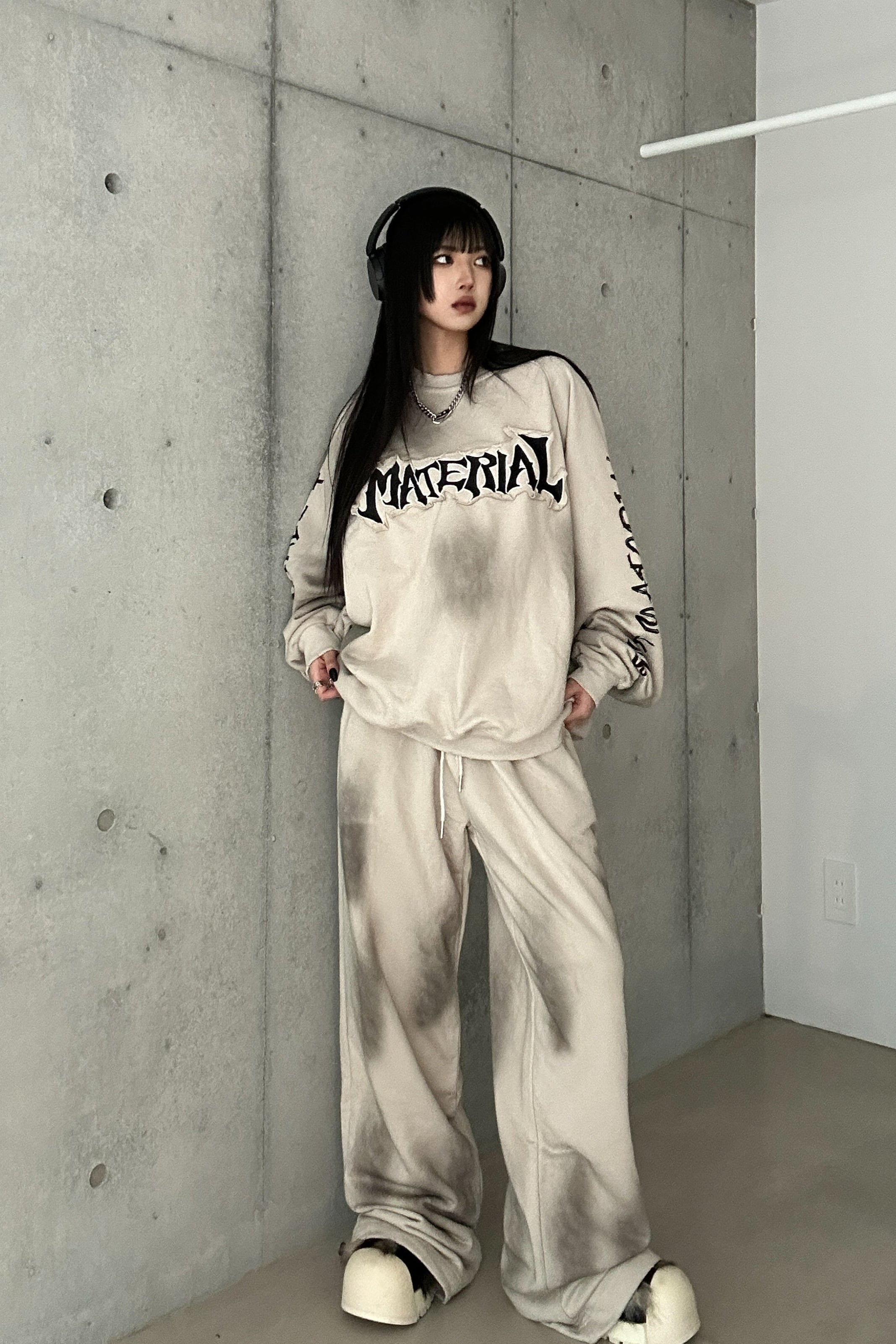 ダメージドルマンレタリングスウェット KSG20719