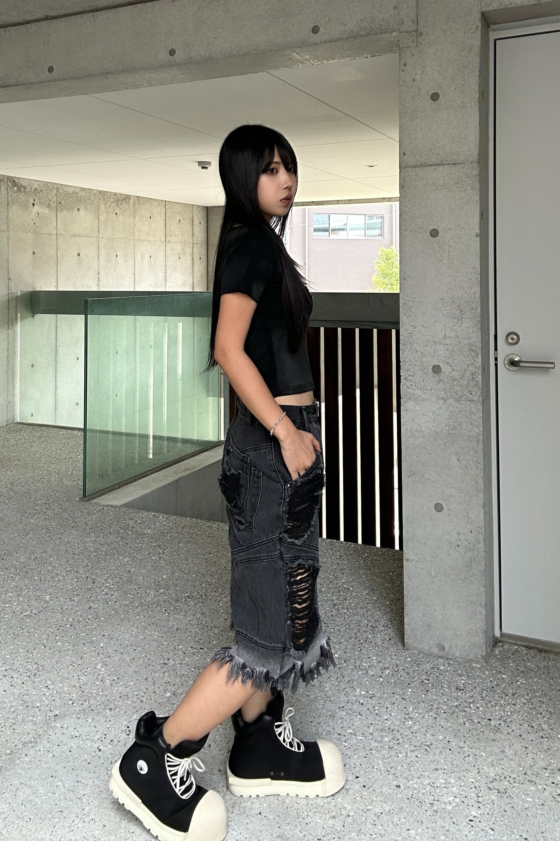 fringe damage denim half pants KSG19310