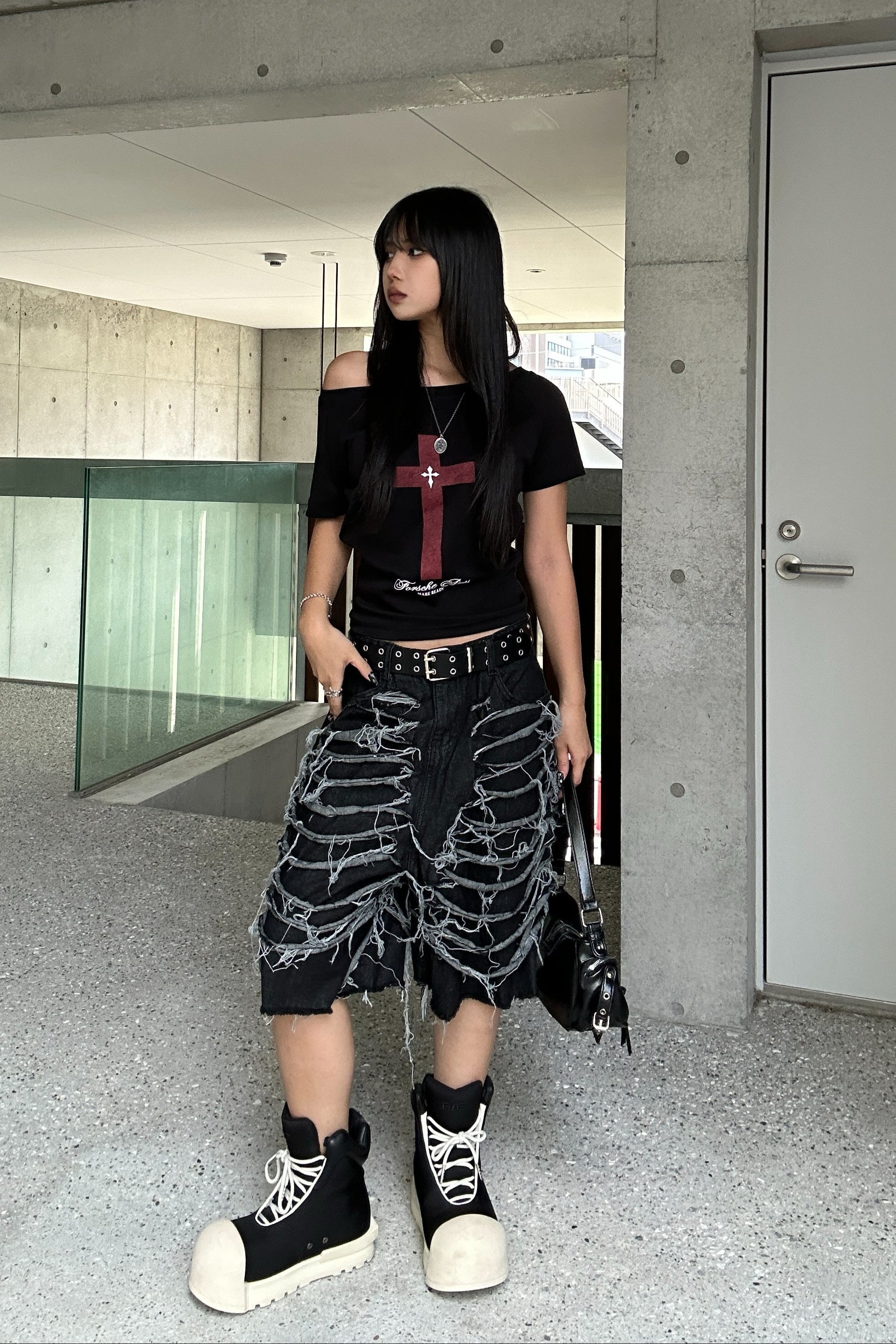 fringe damage denim half pants KSG19310