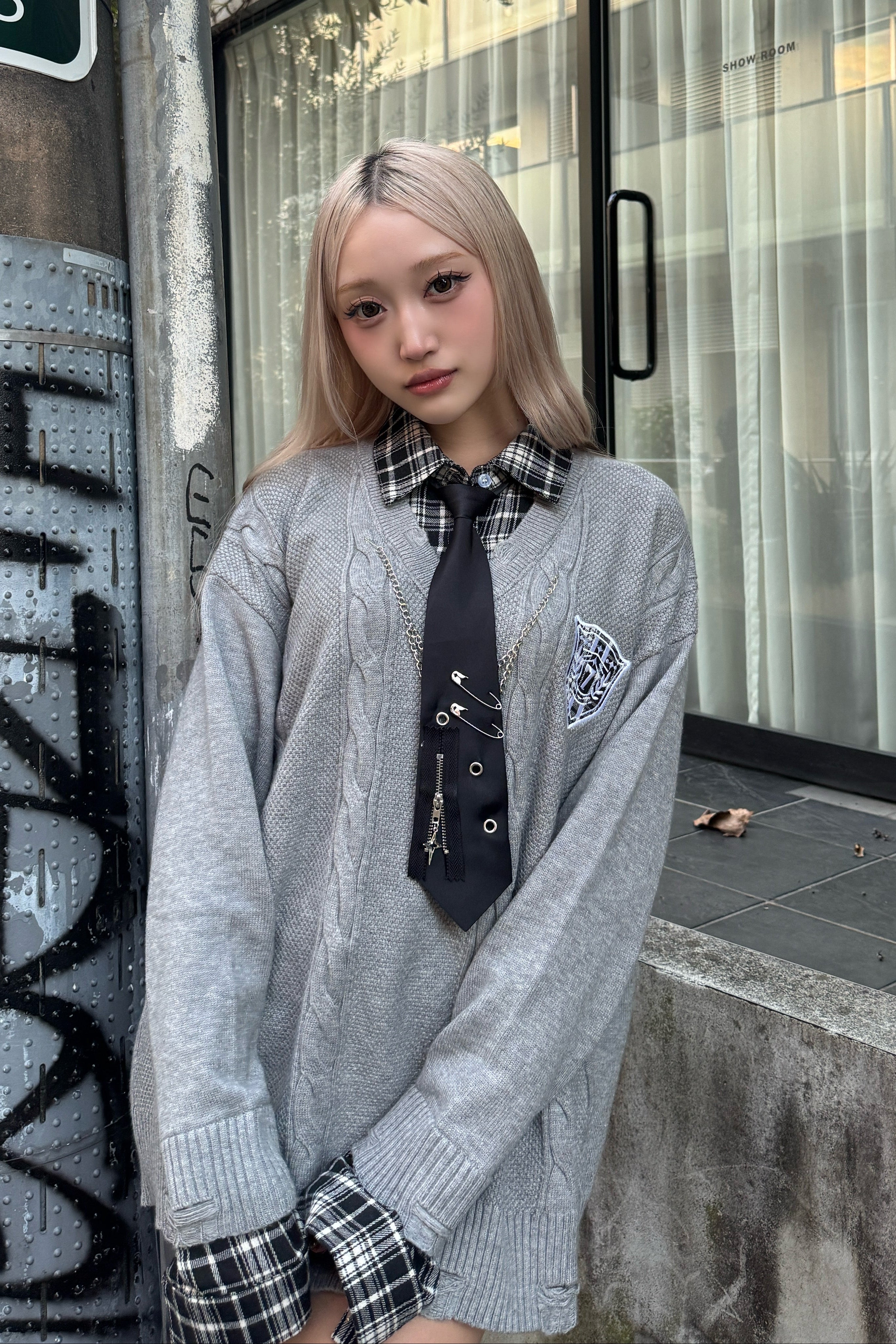 エンブレムチェックニット KSG21126