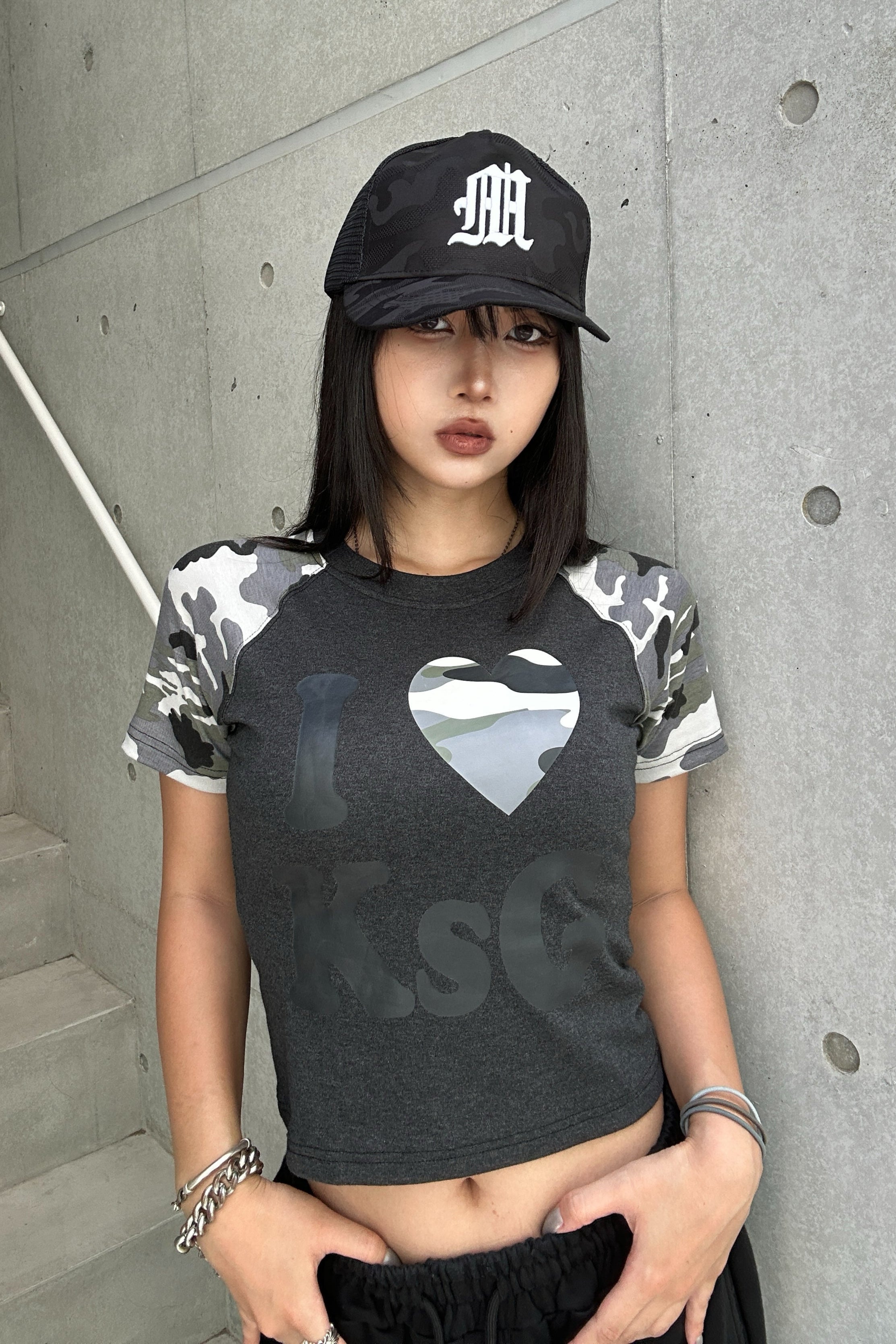 カモフラージュLOVEクロップドTシャツ KSG20930