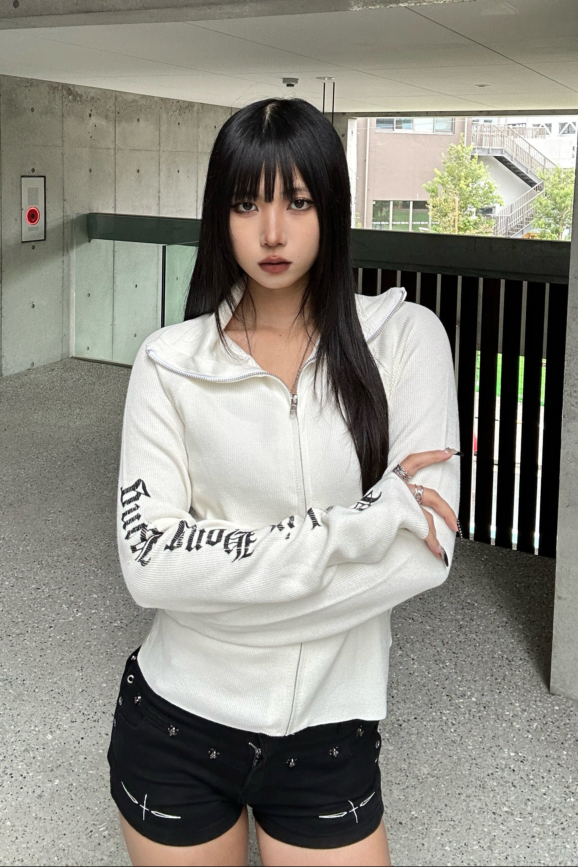 マルチレタリングクロスジップニット KSG21128