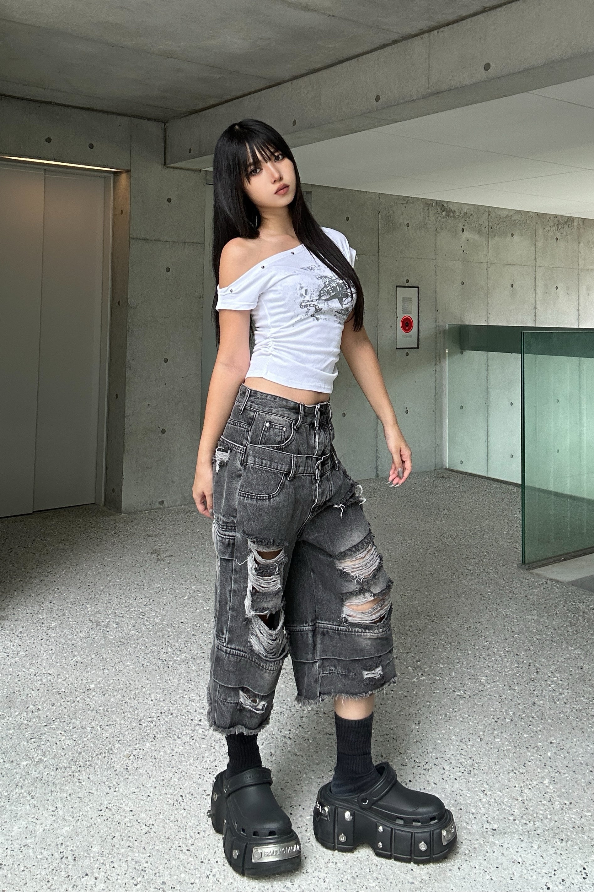messy studs one-shoulder KSG20897