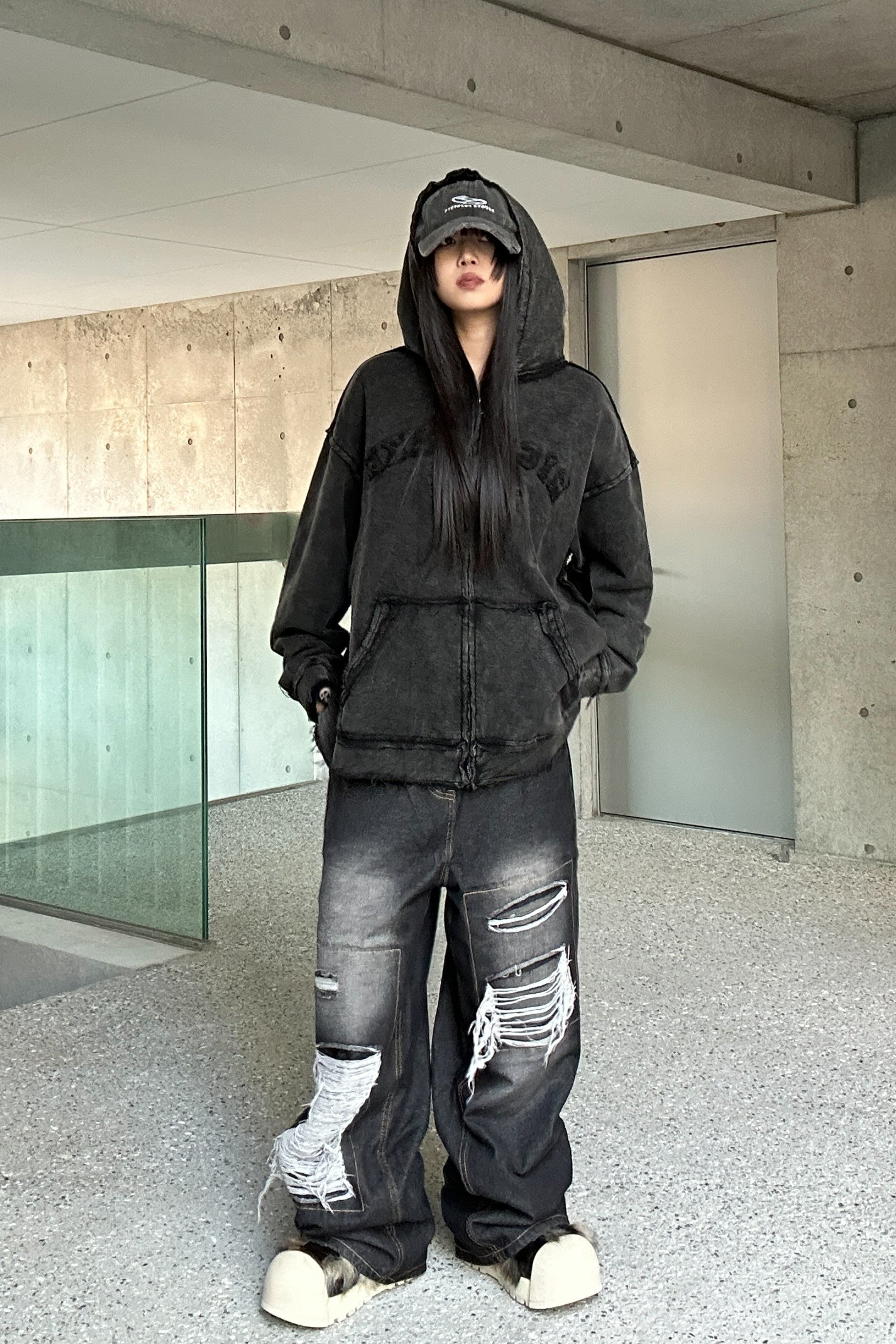 ダメージバギーデニムパンツ KSG19204