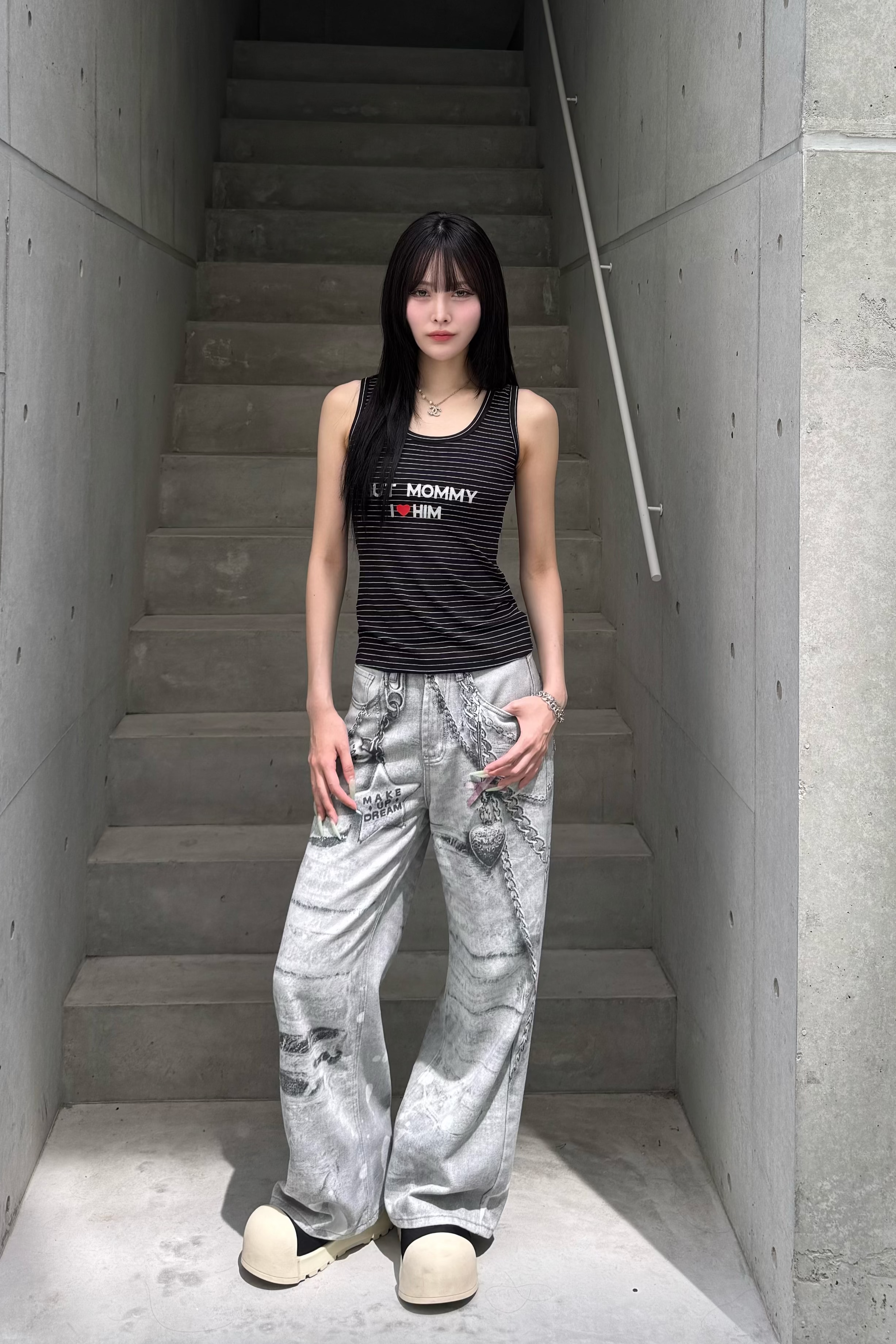 border glitter tank top KSG20900