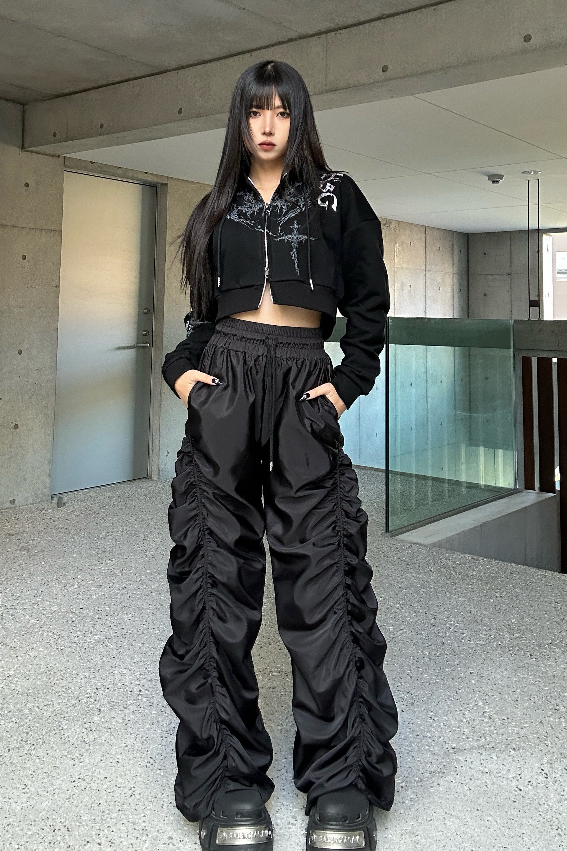 クロップドビジュープリントパーカー KSG20934