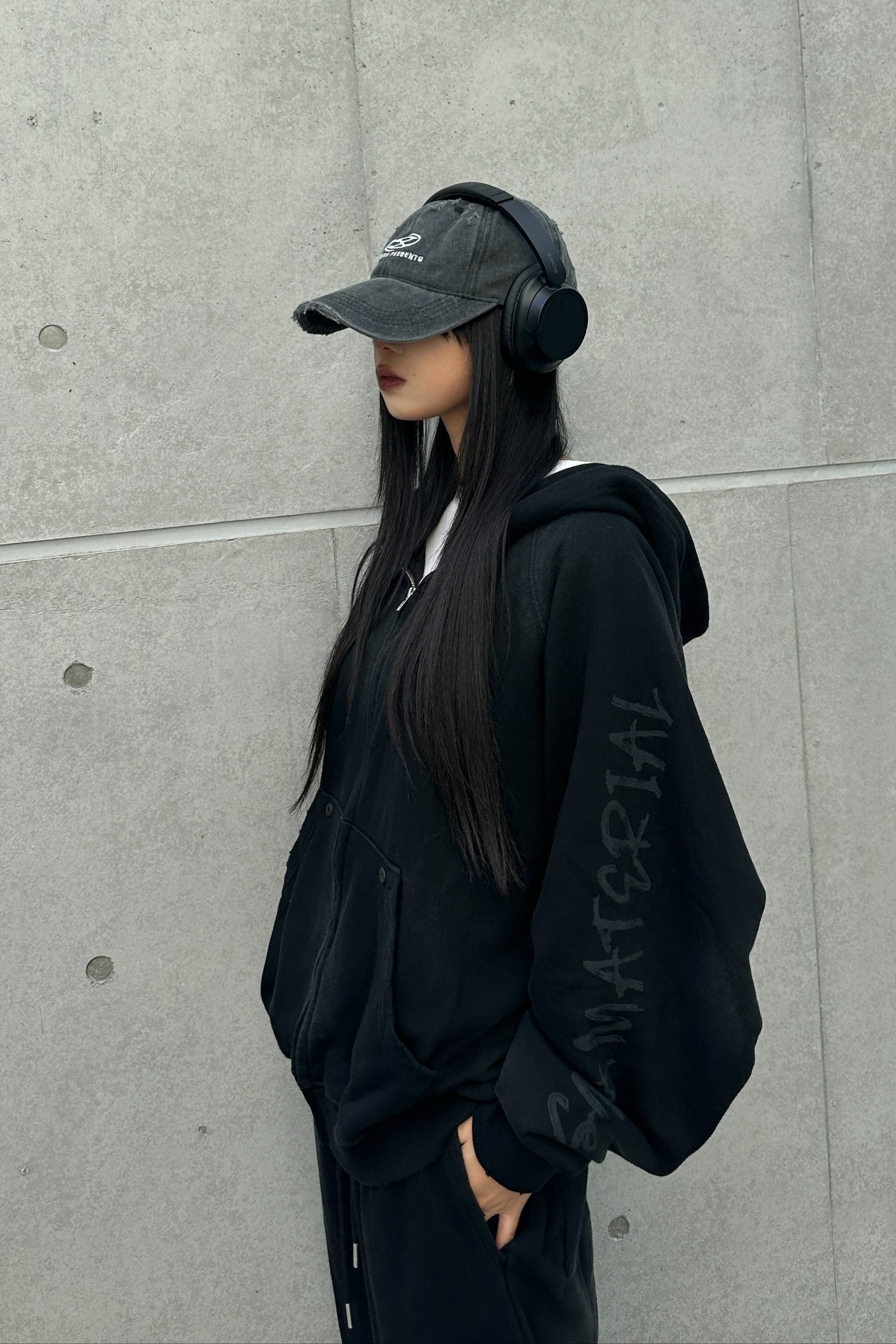 ドルマンジップフーディー KSG20618