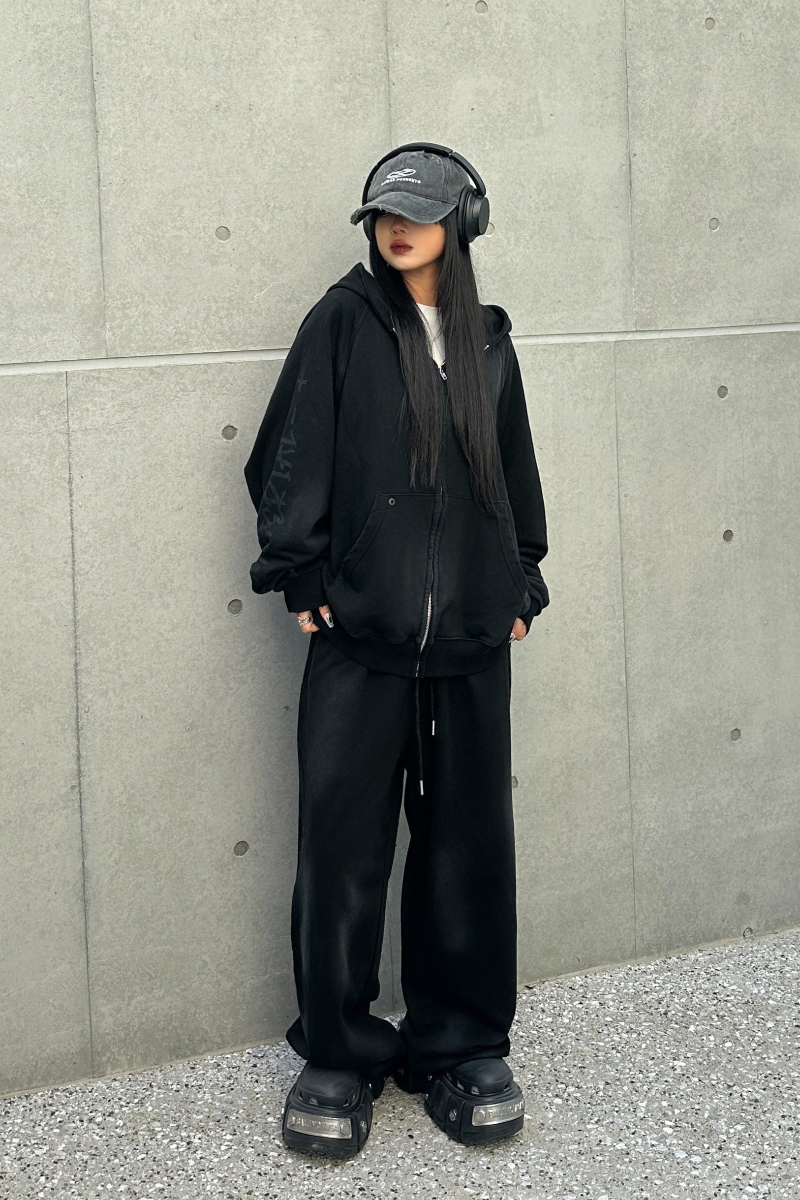 ドルマンジップフーディー KSG20618