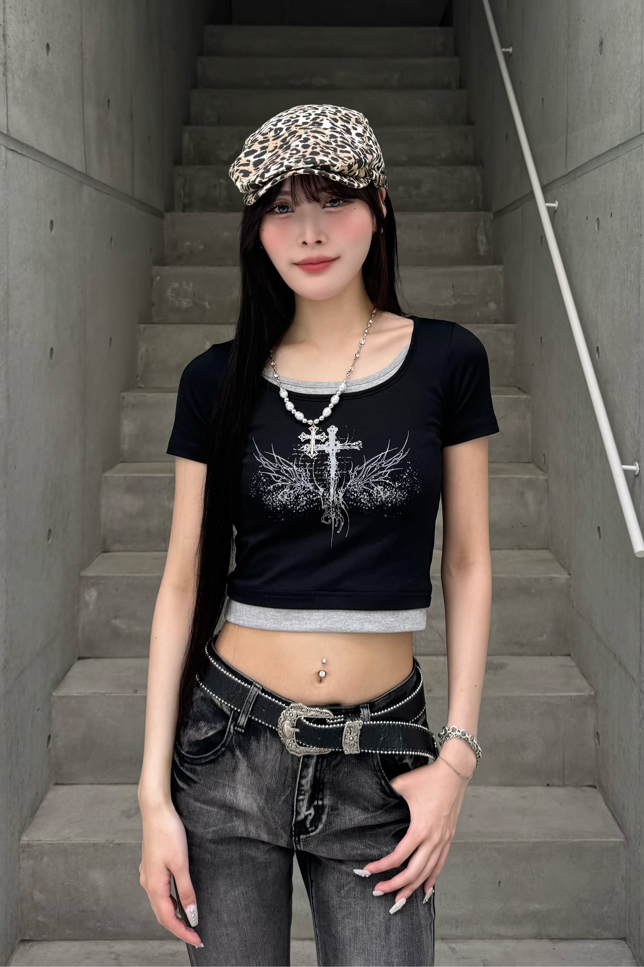 クロスデザインクロップドTシャツ KSG20940