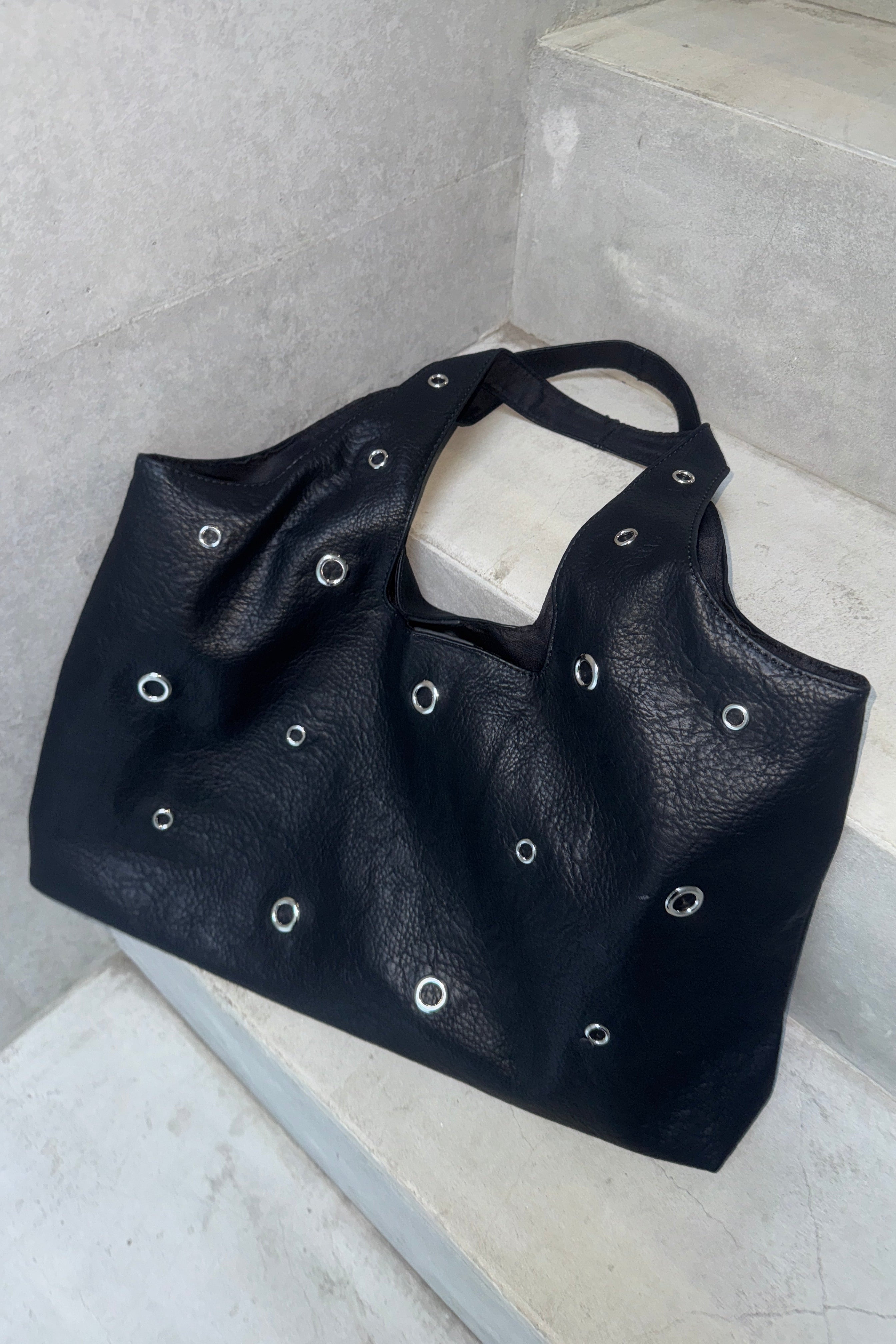 パンチングレザーバッグ KSG40086