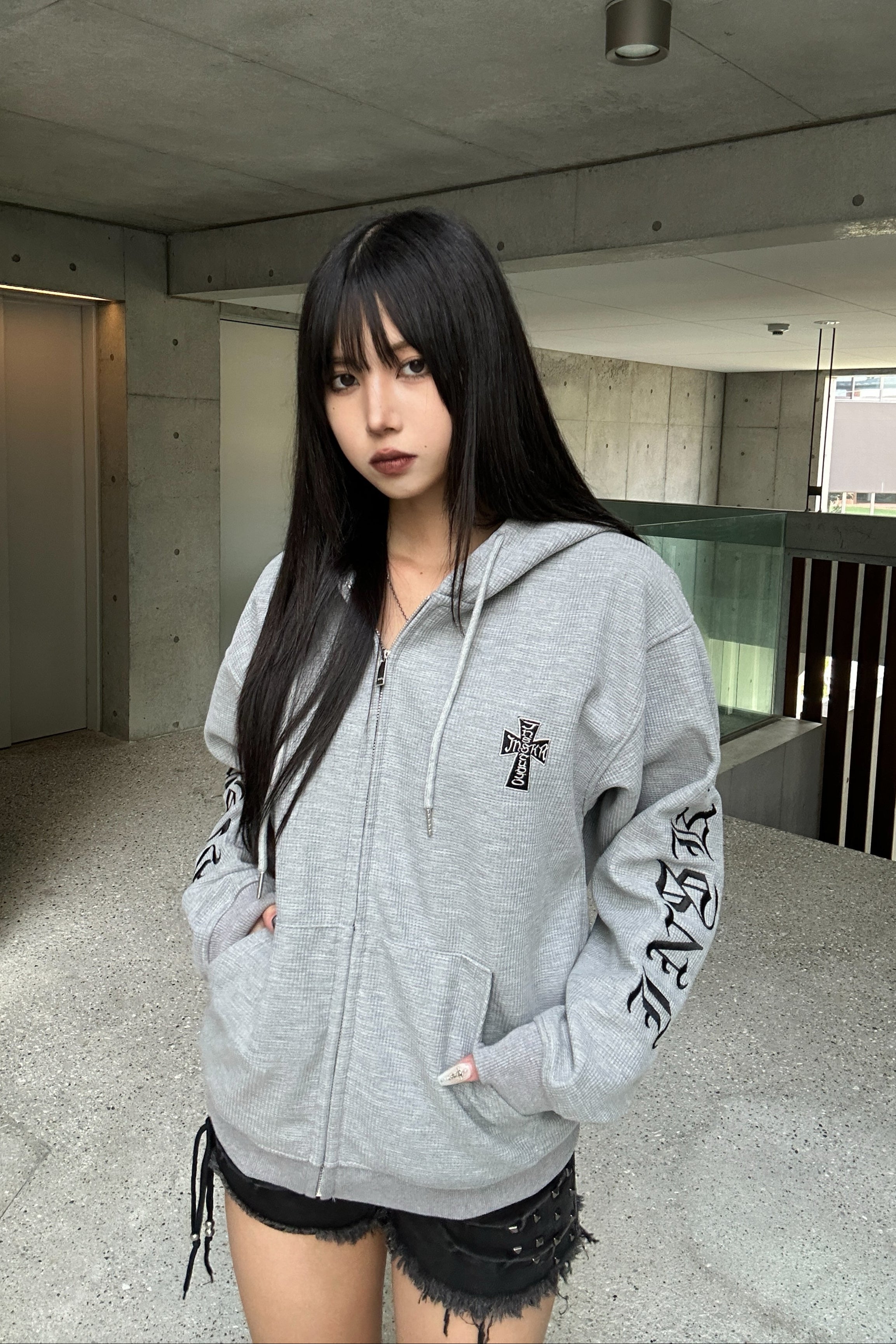 Thermal Sacred Zip Parker  KSG21044