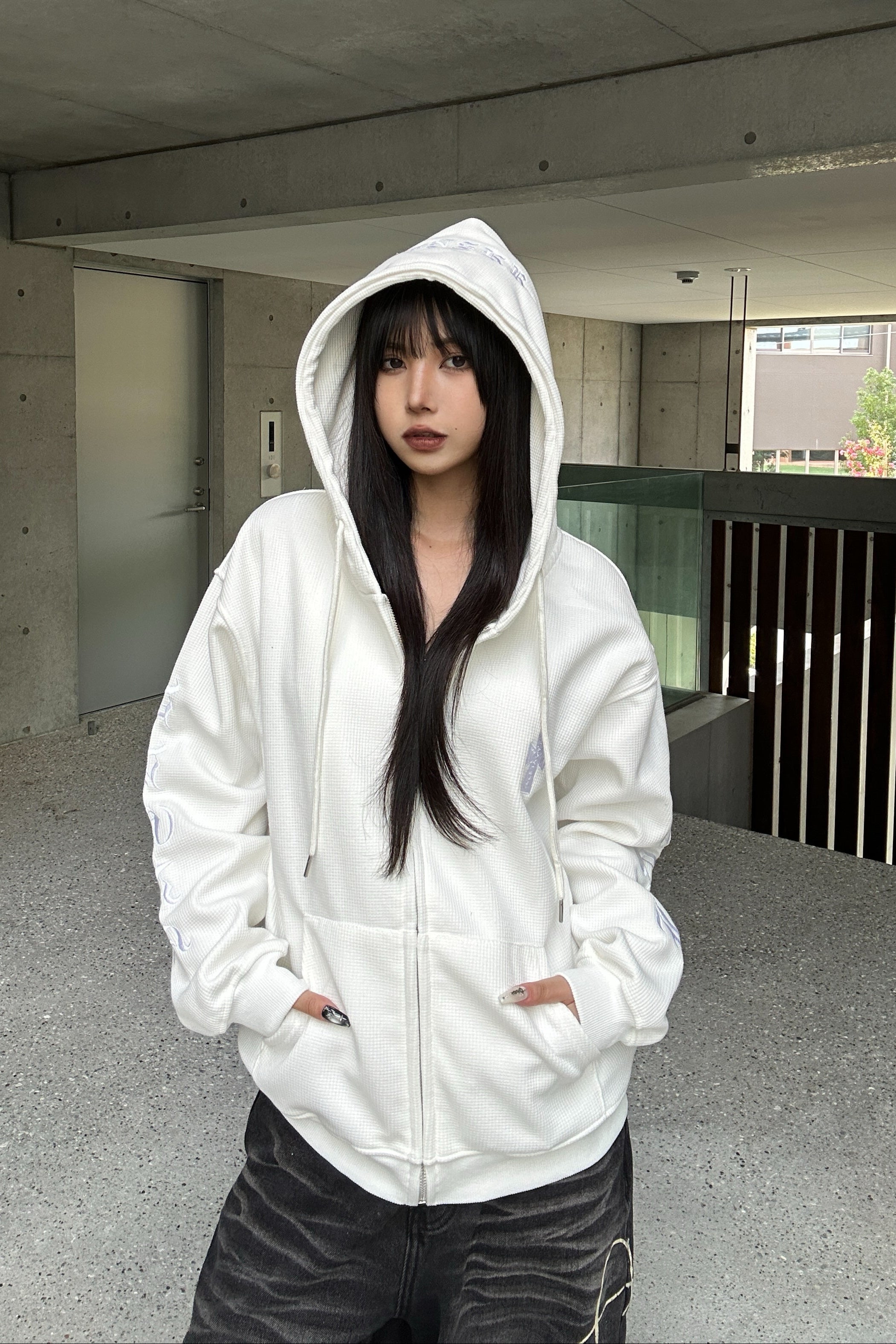 Thermal Sacred Zip Parker  KSG21044