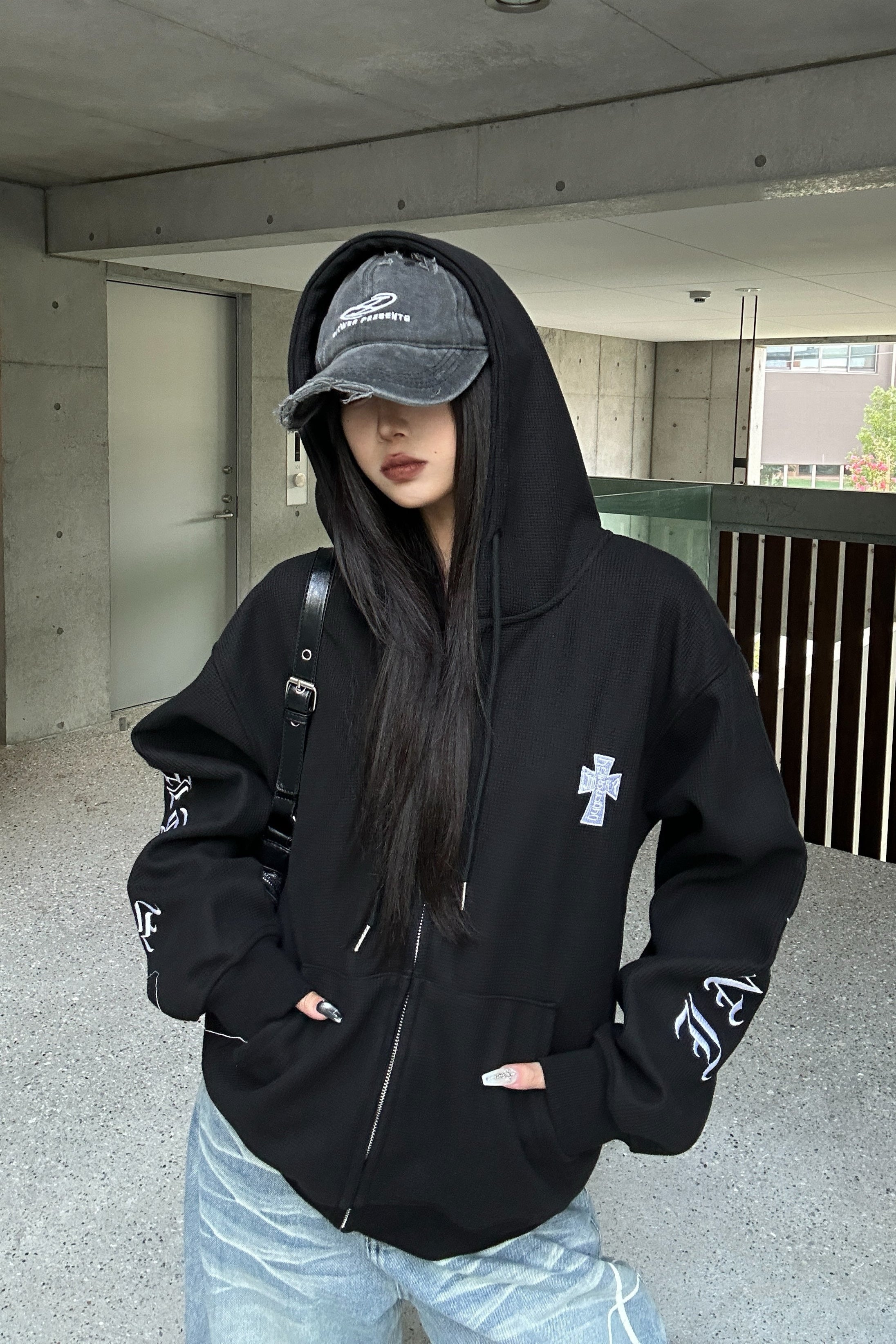 Thermal Sacred Zip Parker  KSG21044