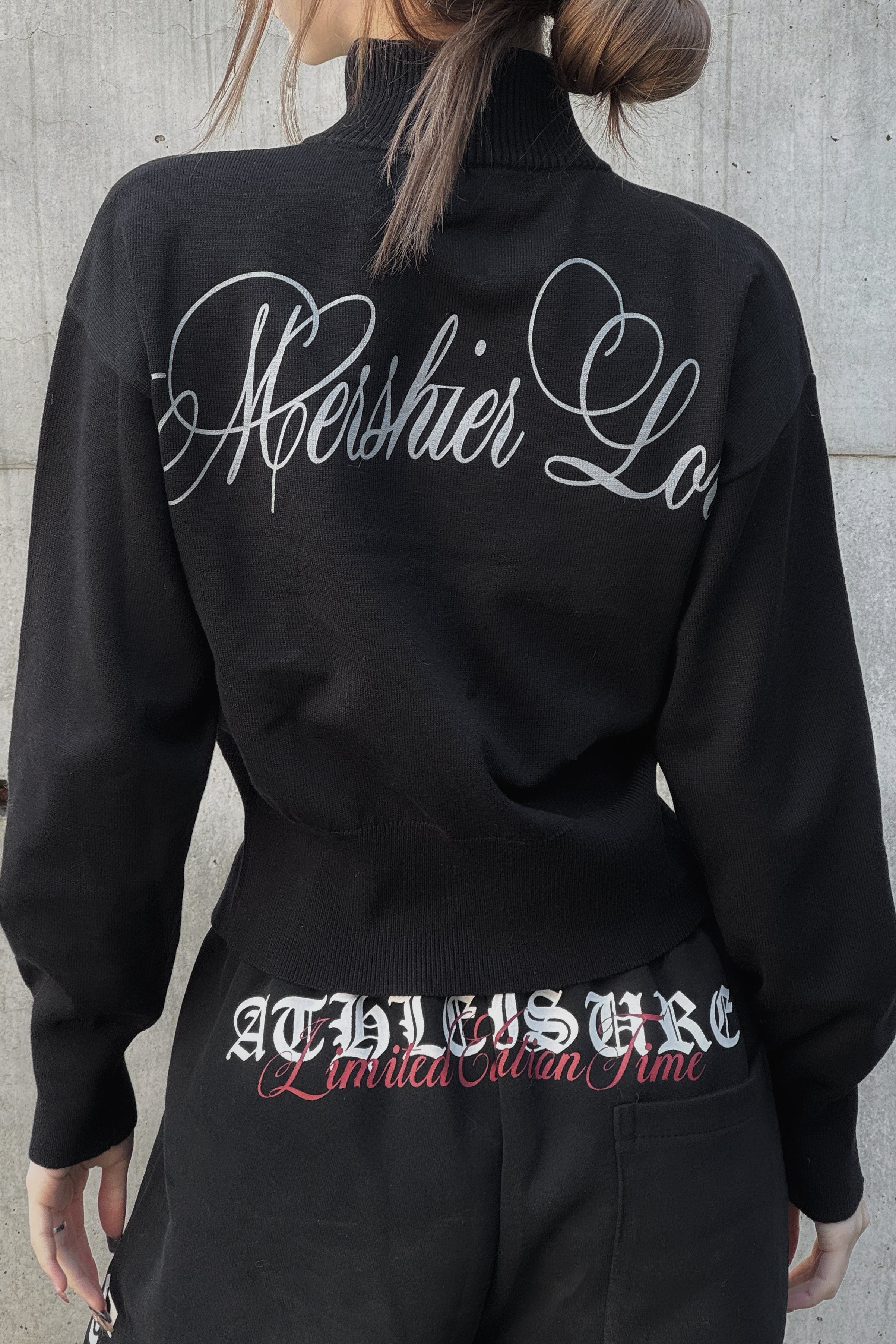 バックレタリングクロップドジップニット KSG21151