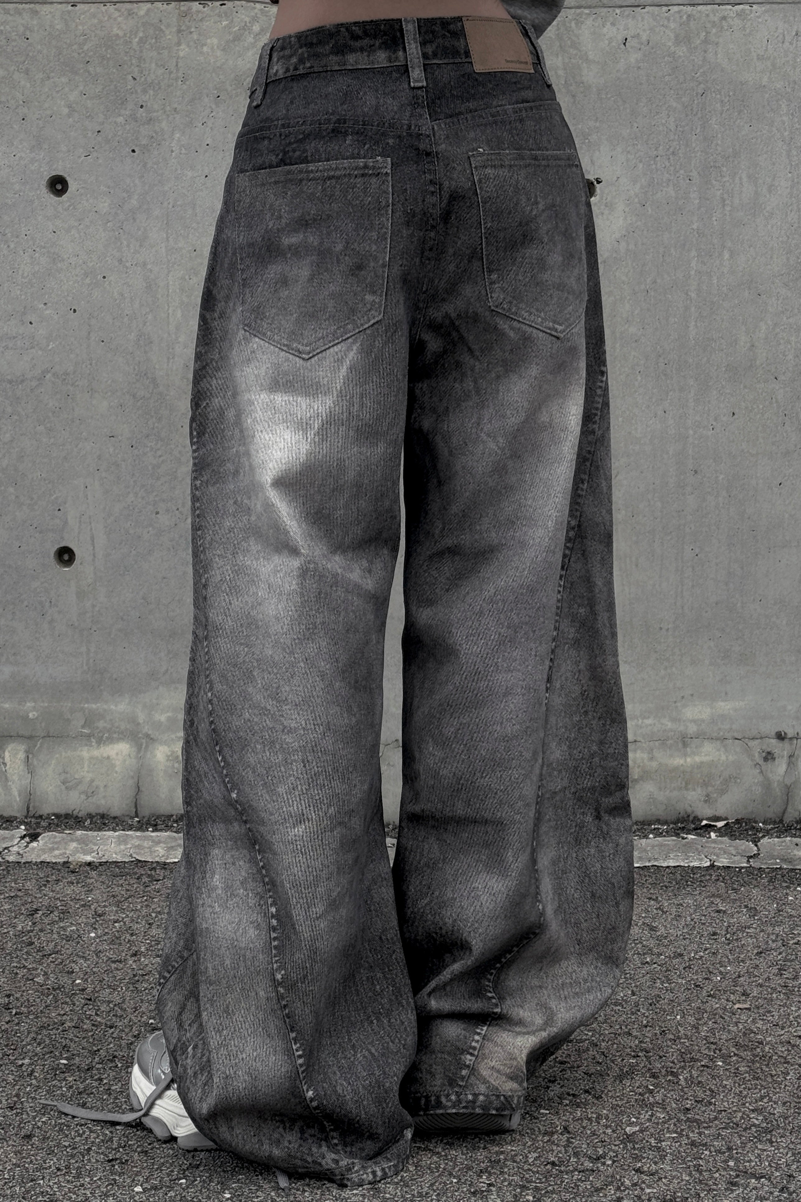 ウォッシュドワイドバギーデニム KSG19386