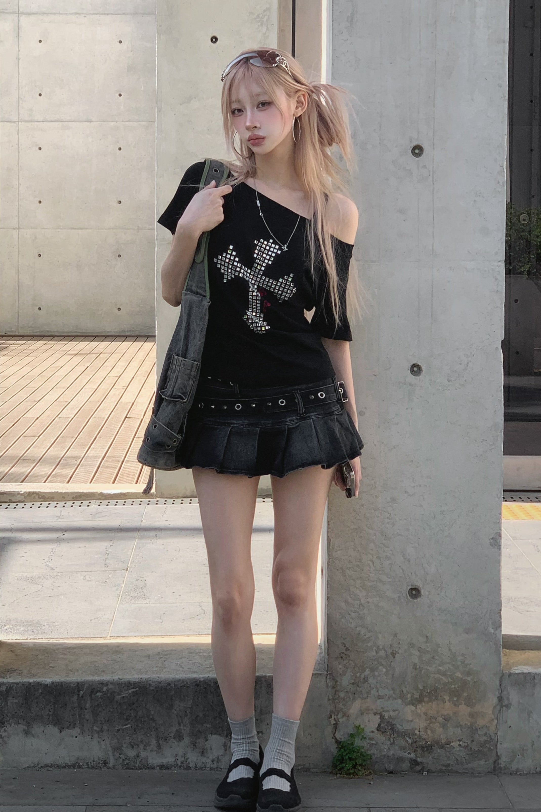 クロススタッズワンショルダーTシャツ KSG21229