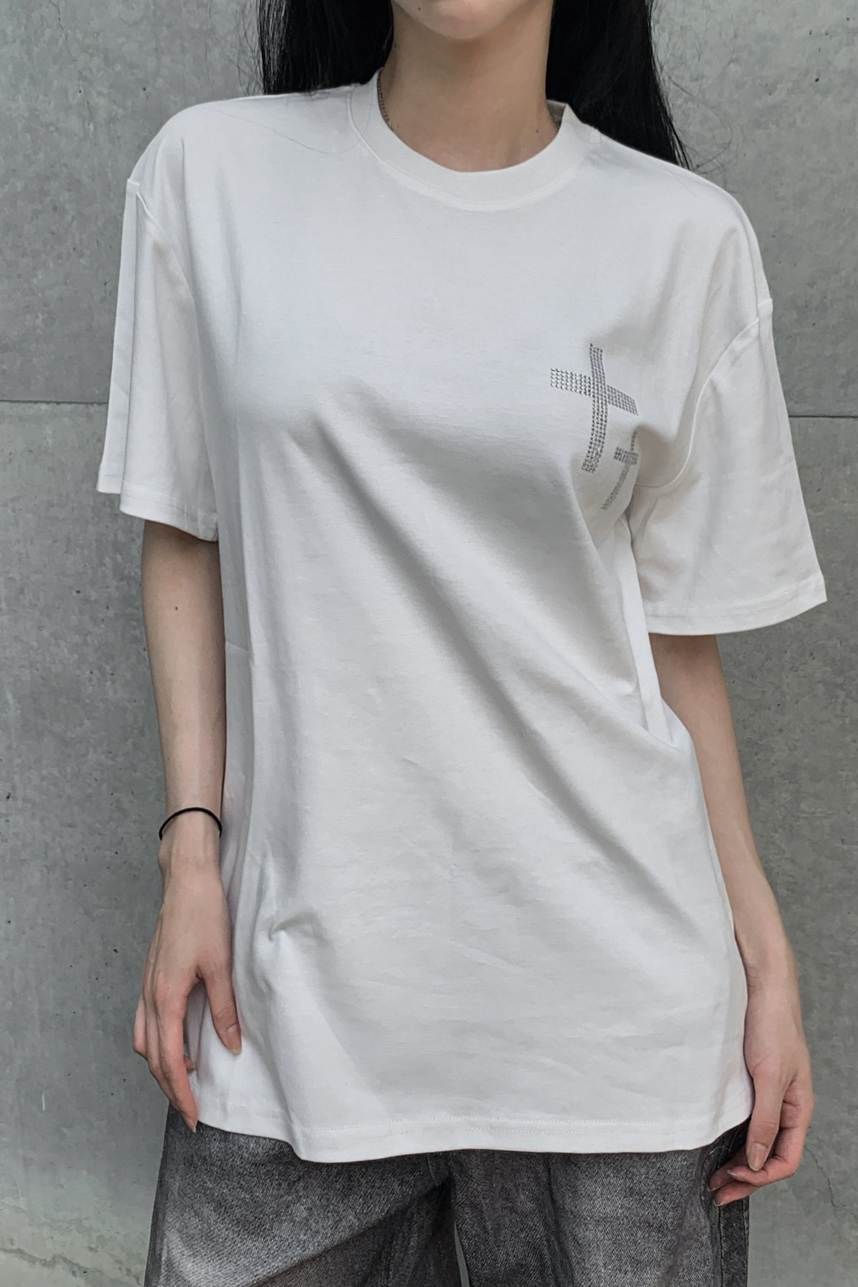 バックレタリングビジューTシャツ KSG21293