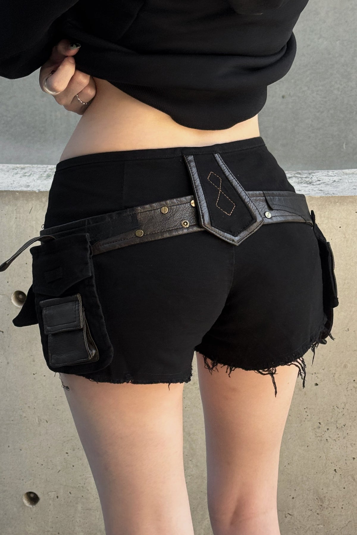 ベルト付きカーゴショートパンツ KSG19454