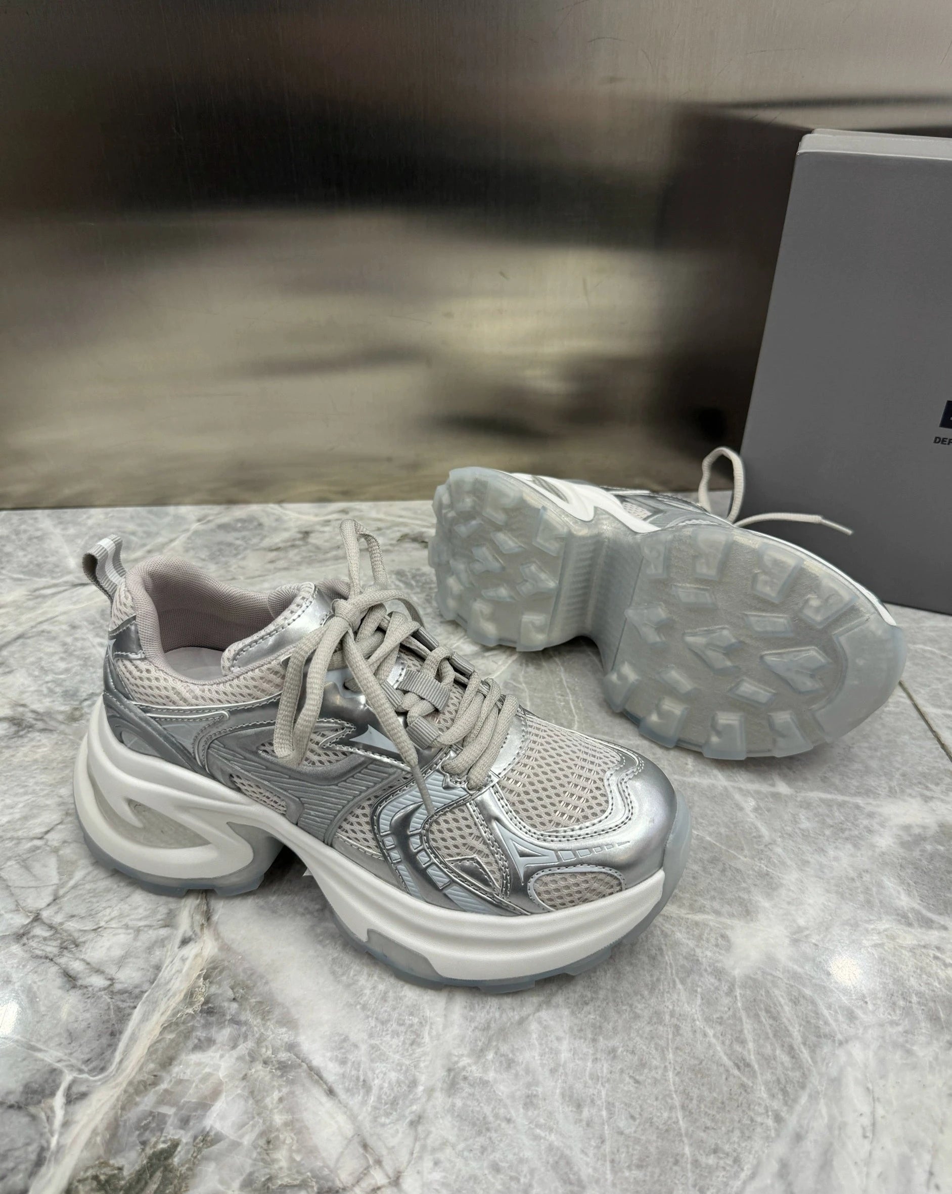 simple dad shoes KSG19191