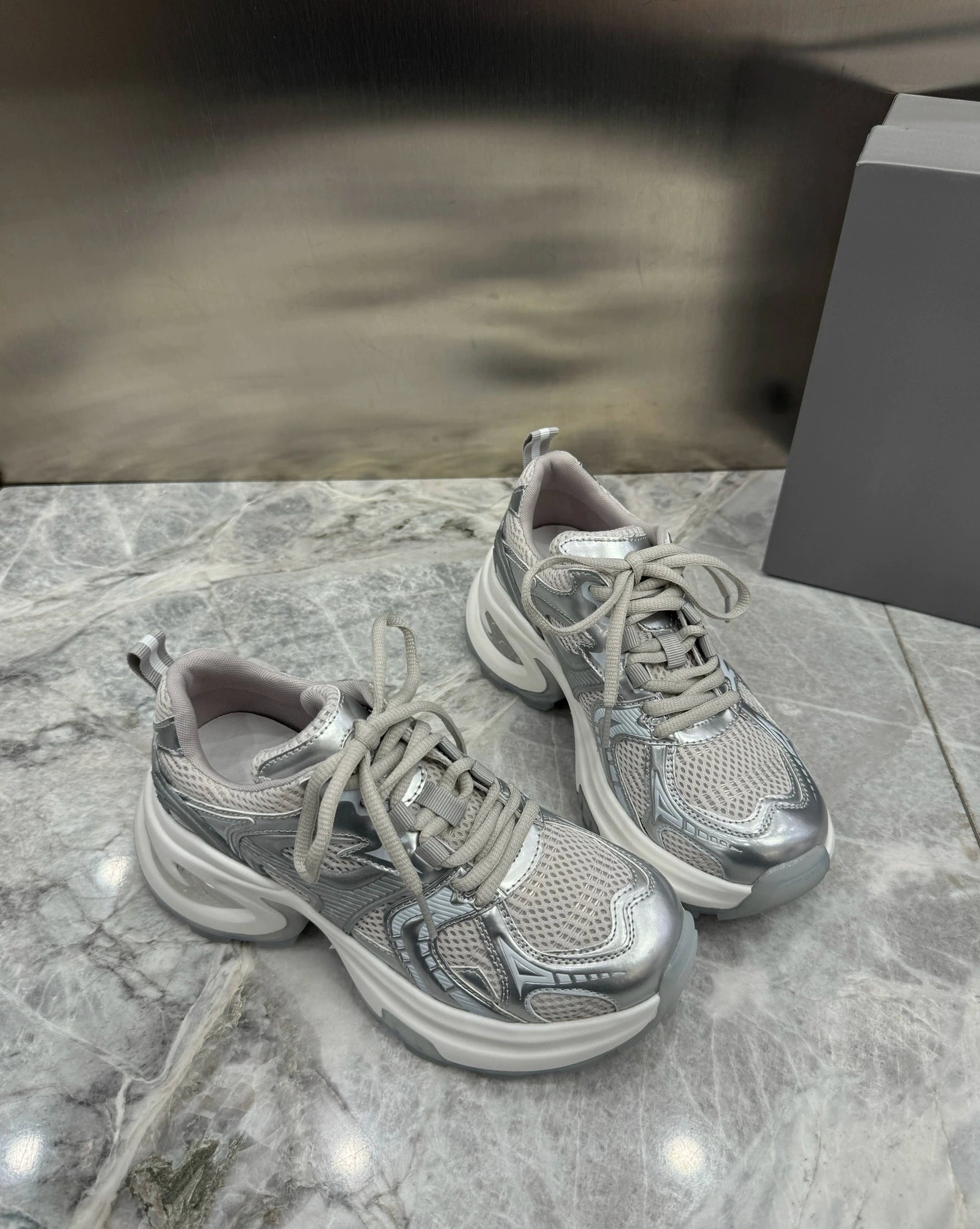 simple dad shoes KSG19191