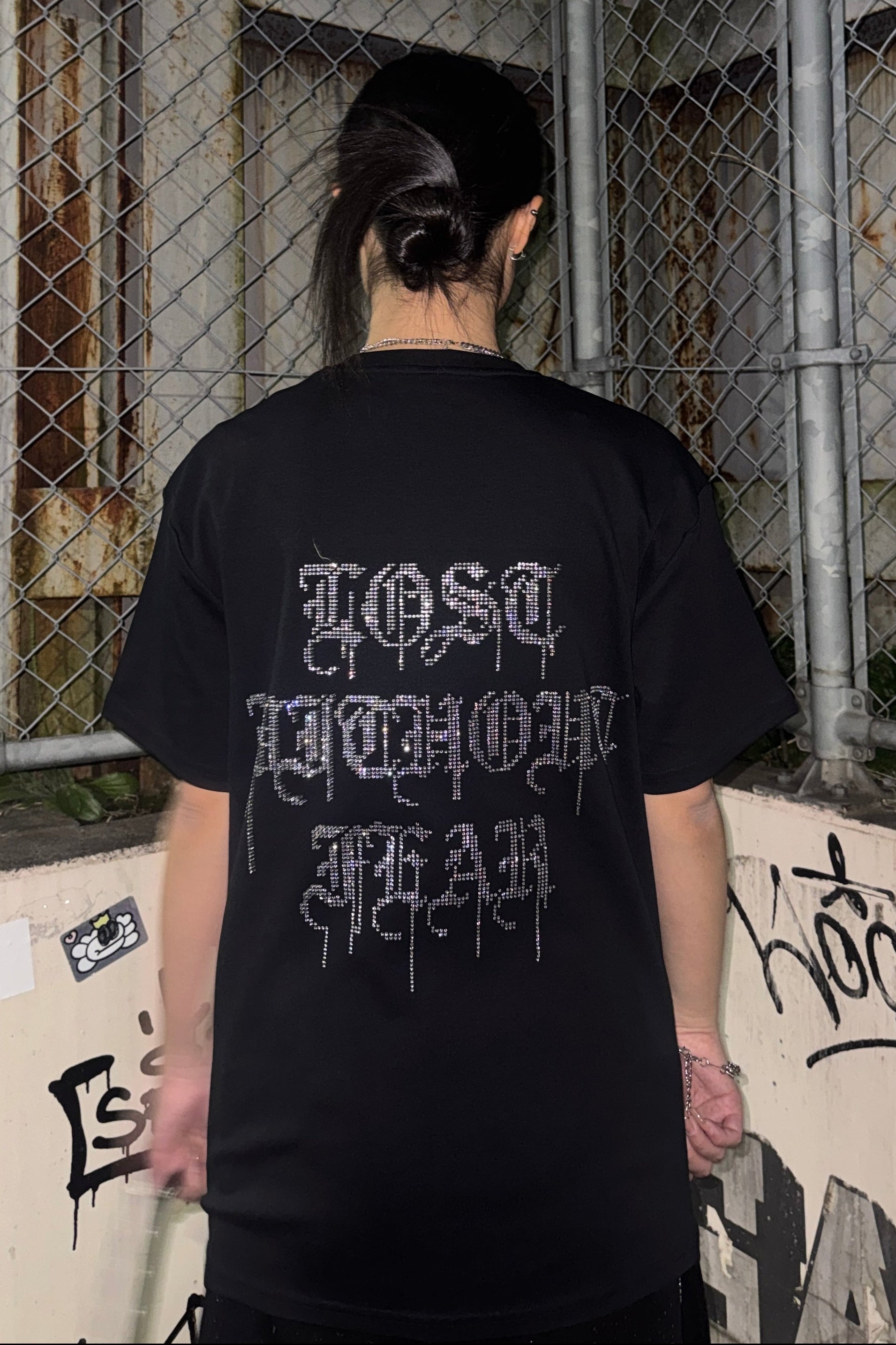 バックレタリングビジューTシャツ KSG21293