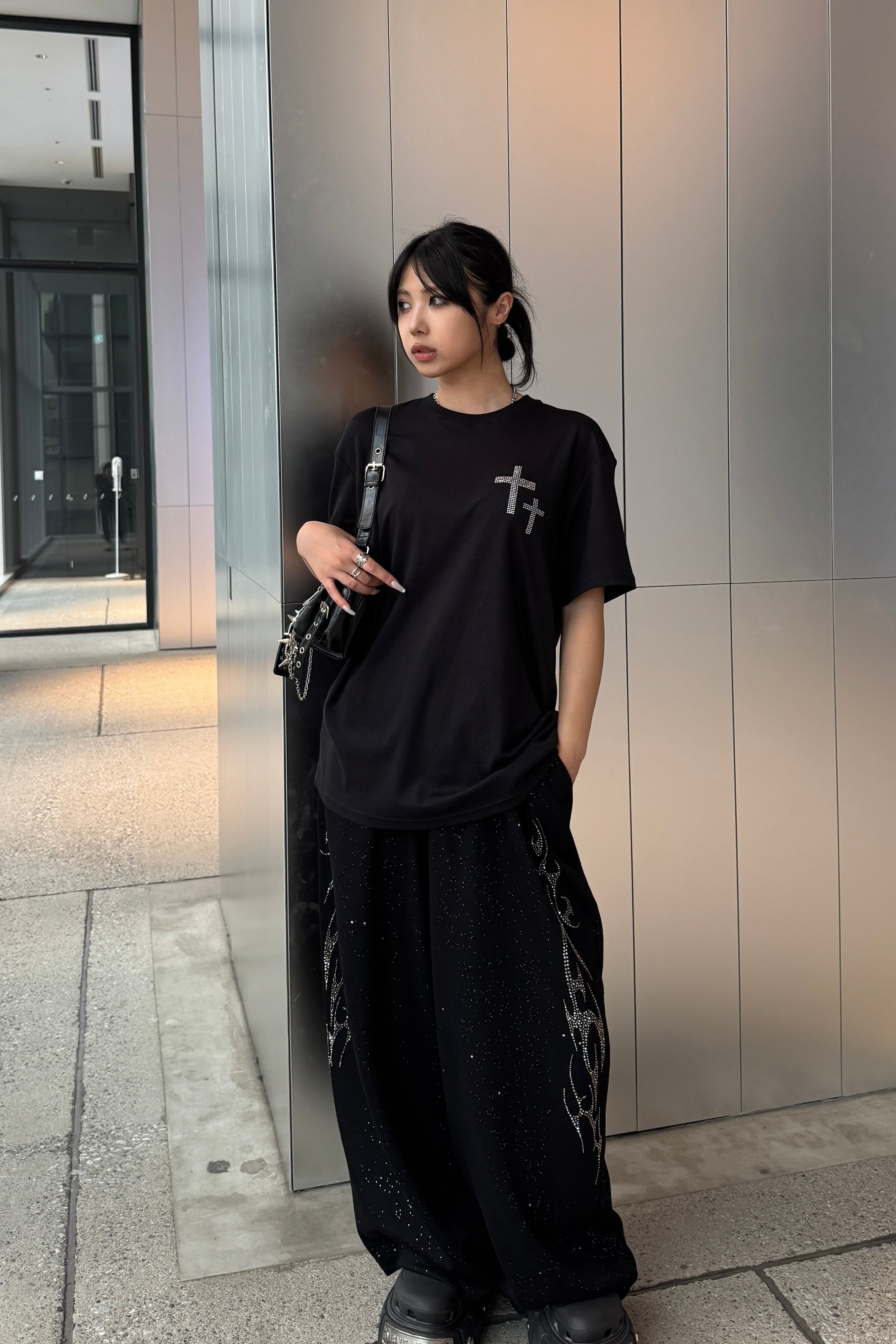 バックレタリングビジューTシャツ KSG21293