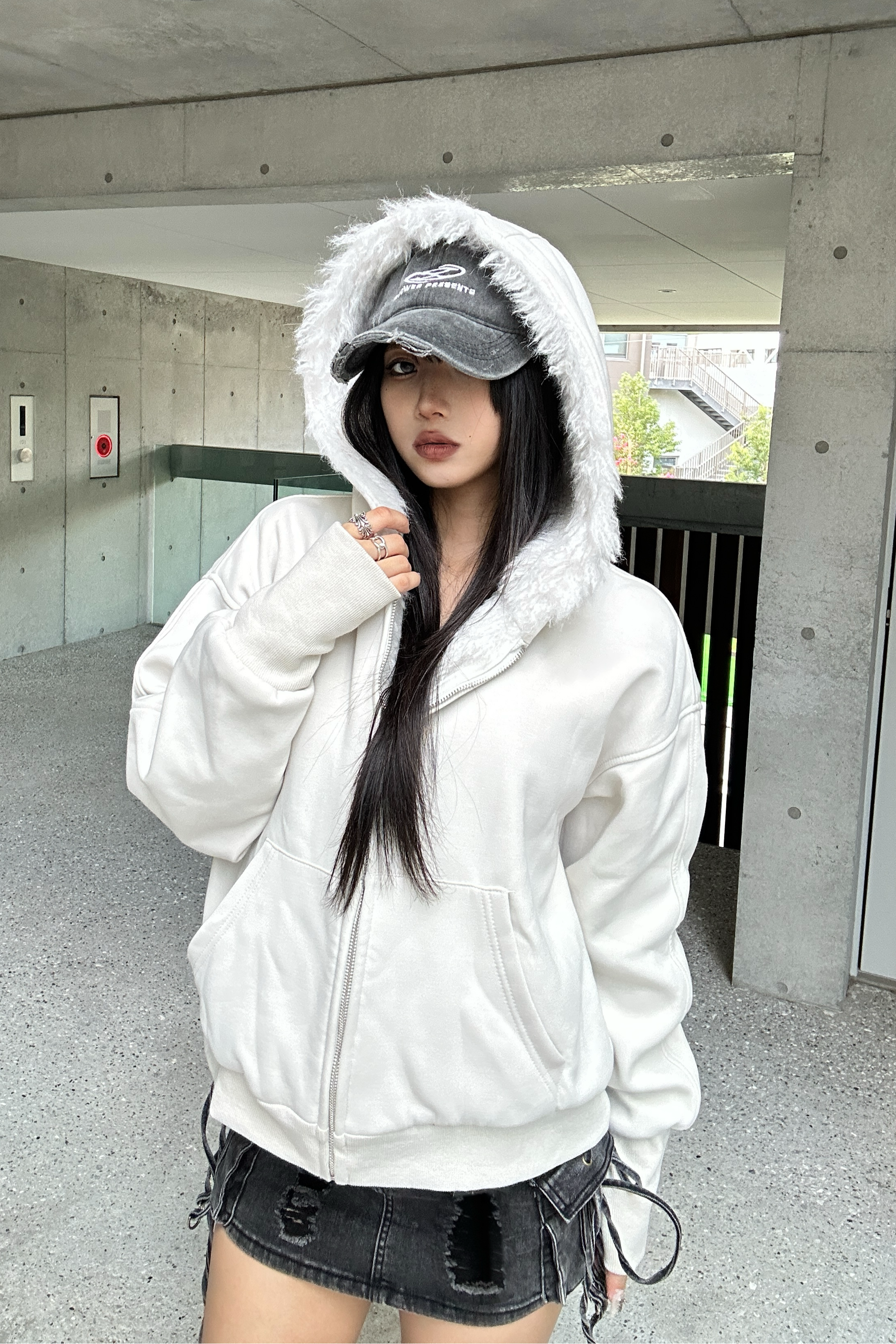 Snow Fluffy Cropped Parker KSG20954