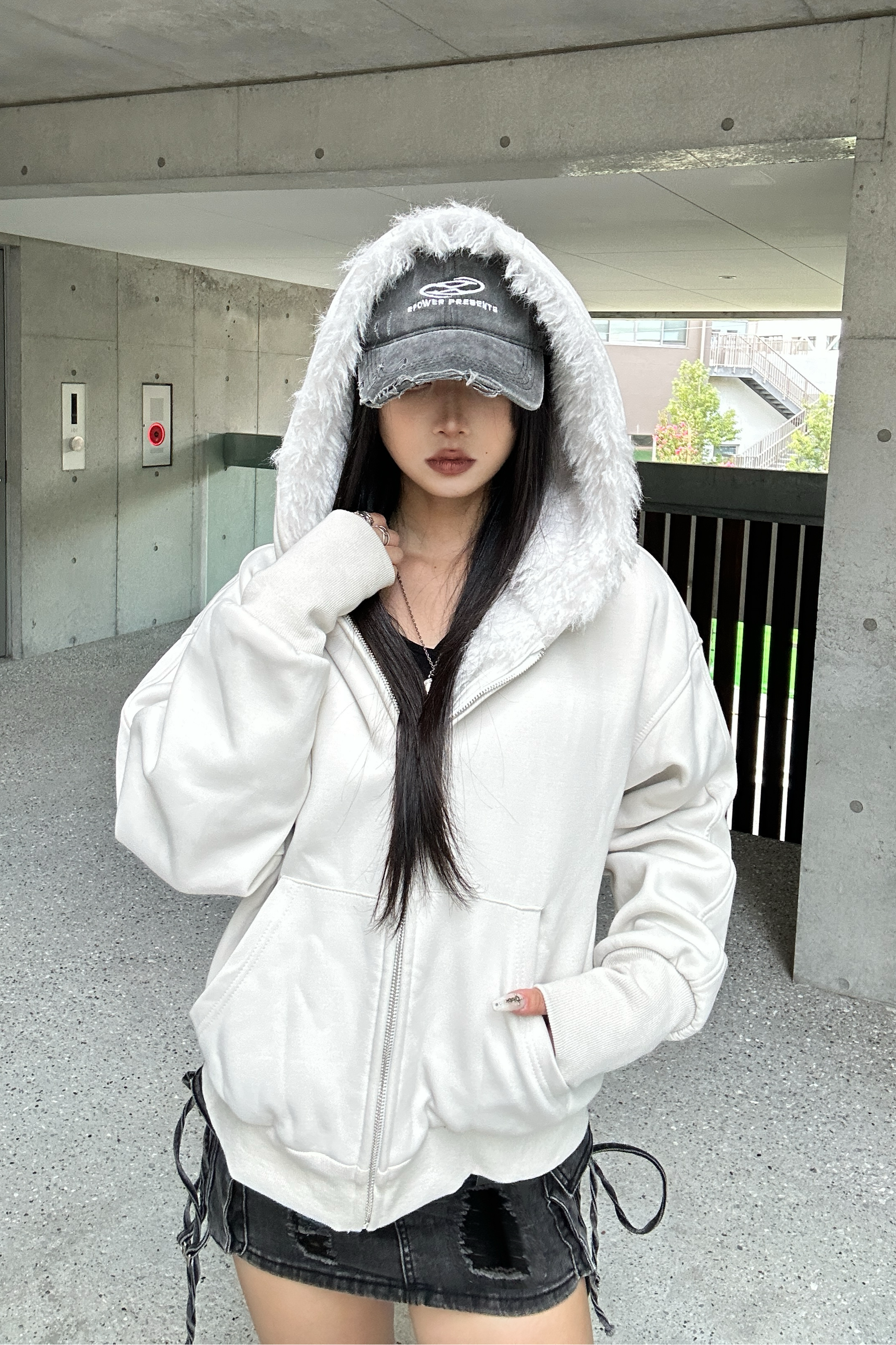 Snow Fluffy Cropped Parker KSG20954