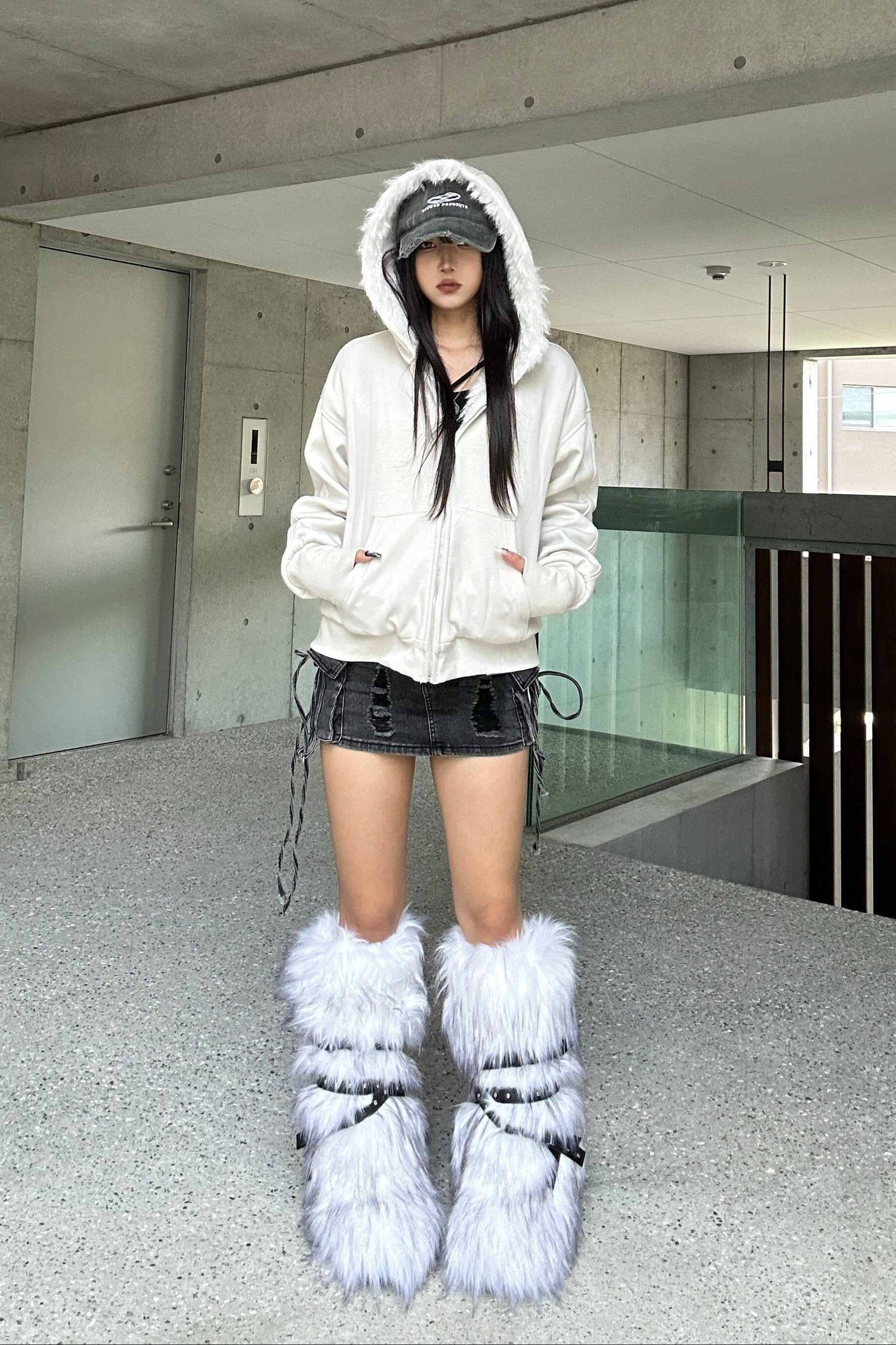 Snow Fluffy Cropped Parker KSG20954