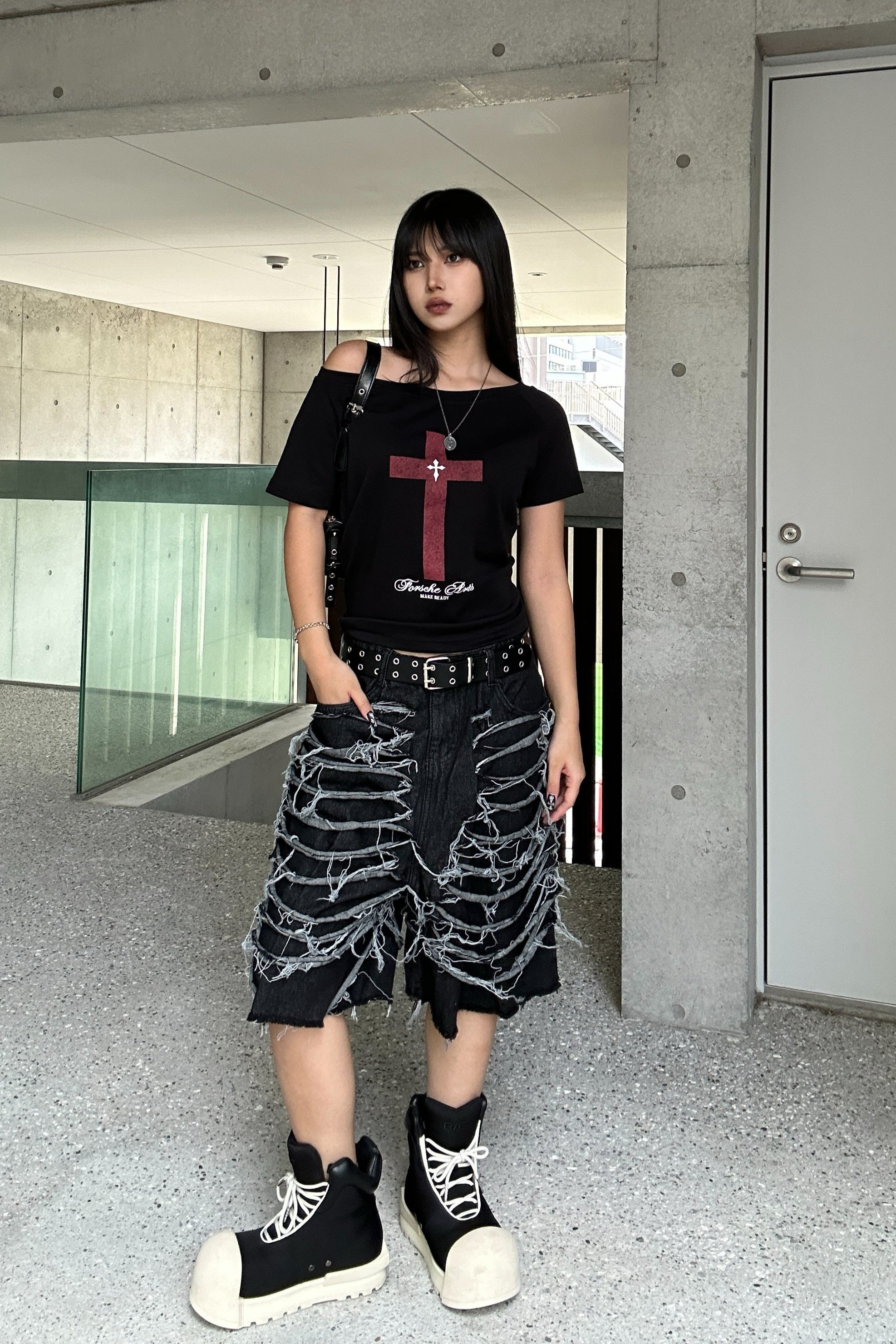 fringe damage denim half pants KSG19310