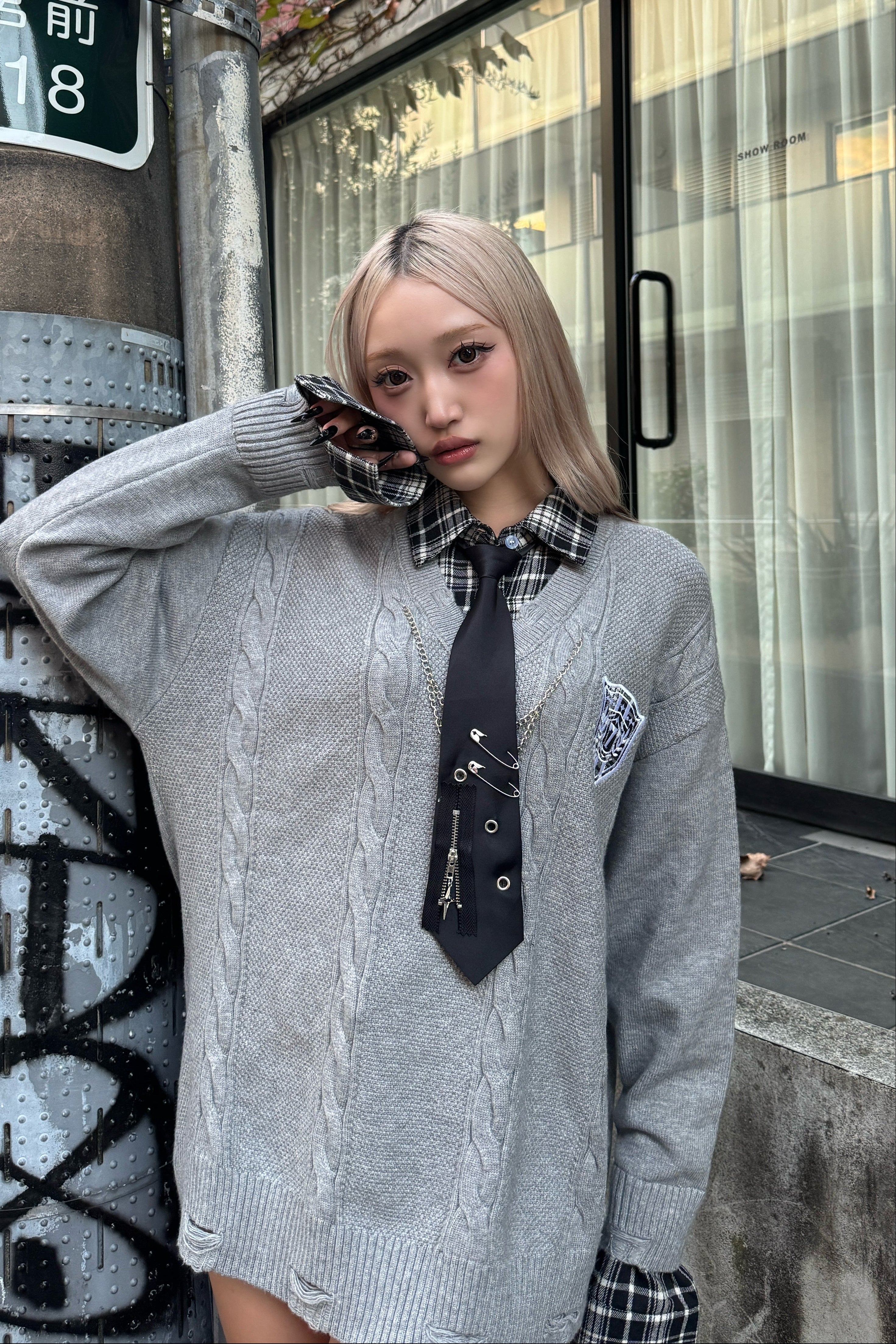 エンブレムチェックニット KSG21126