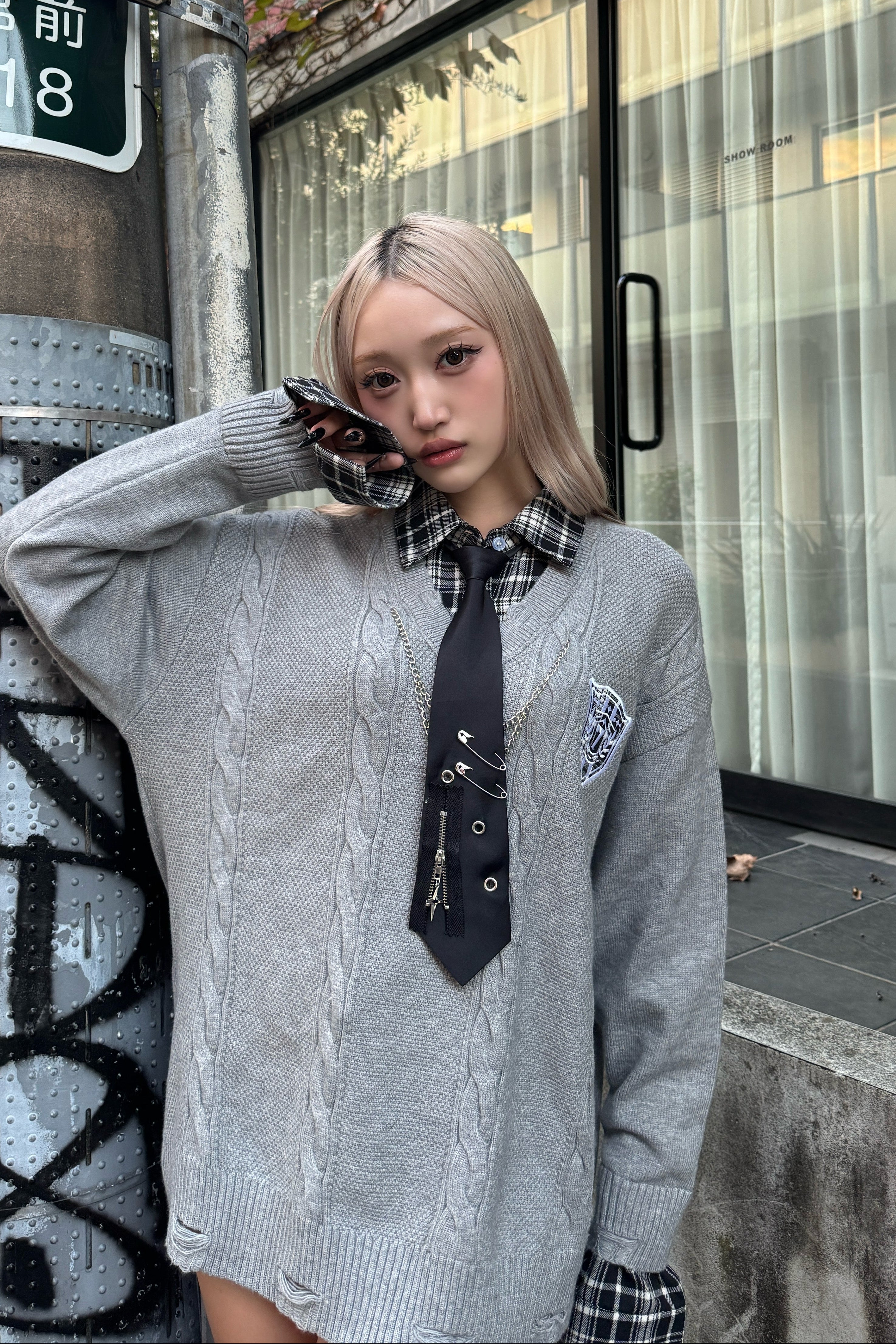 エンブレムチェックニット KSG21126