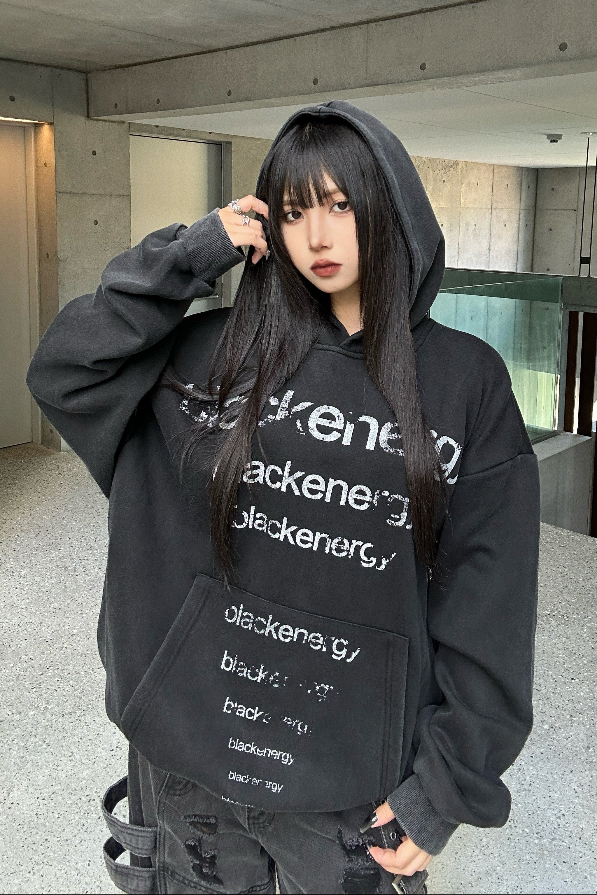 ブラックエナジーオーバーフーディー KSG21042