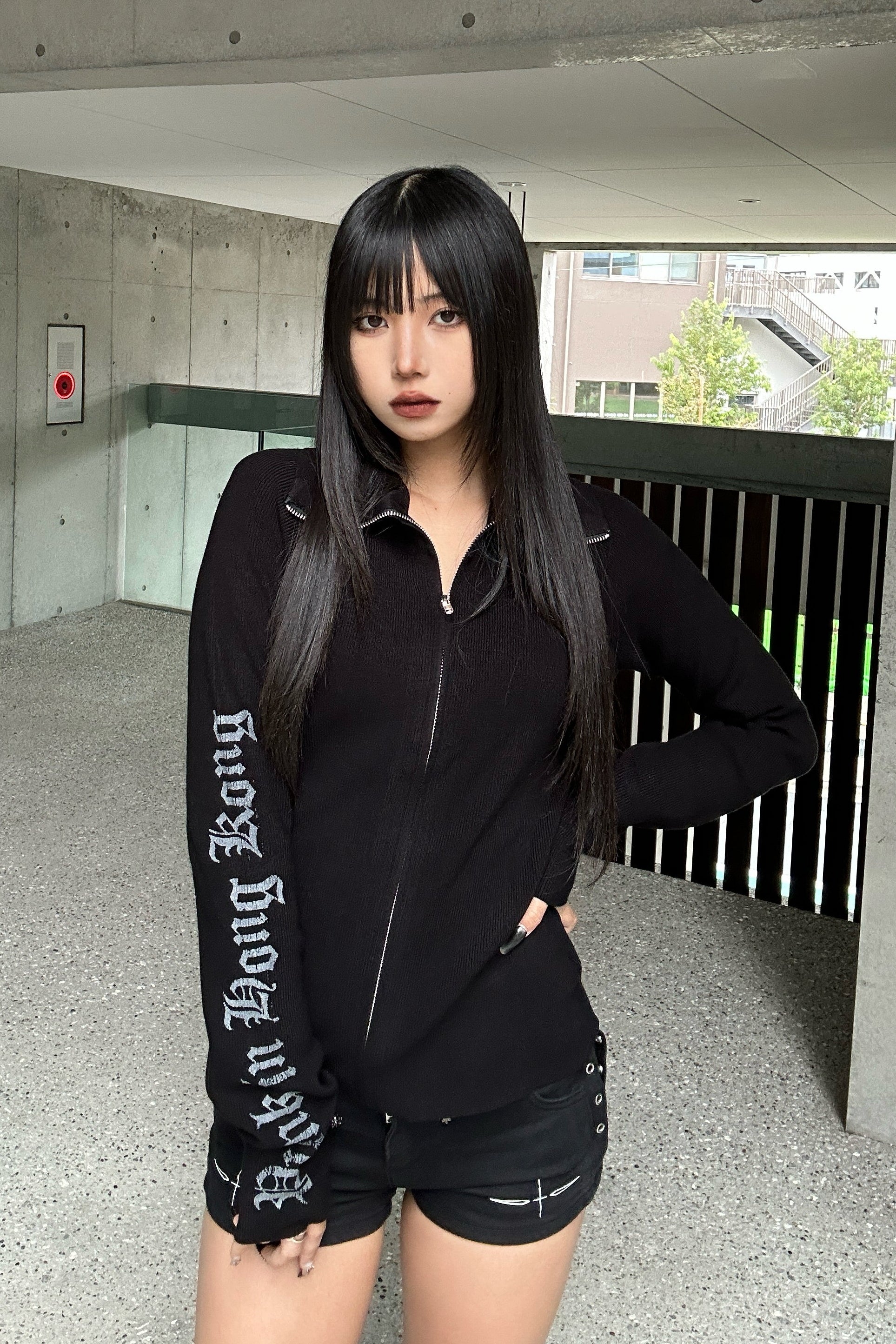 マルチレタリングクロスジップニット KSG21128