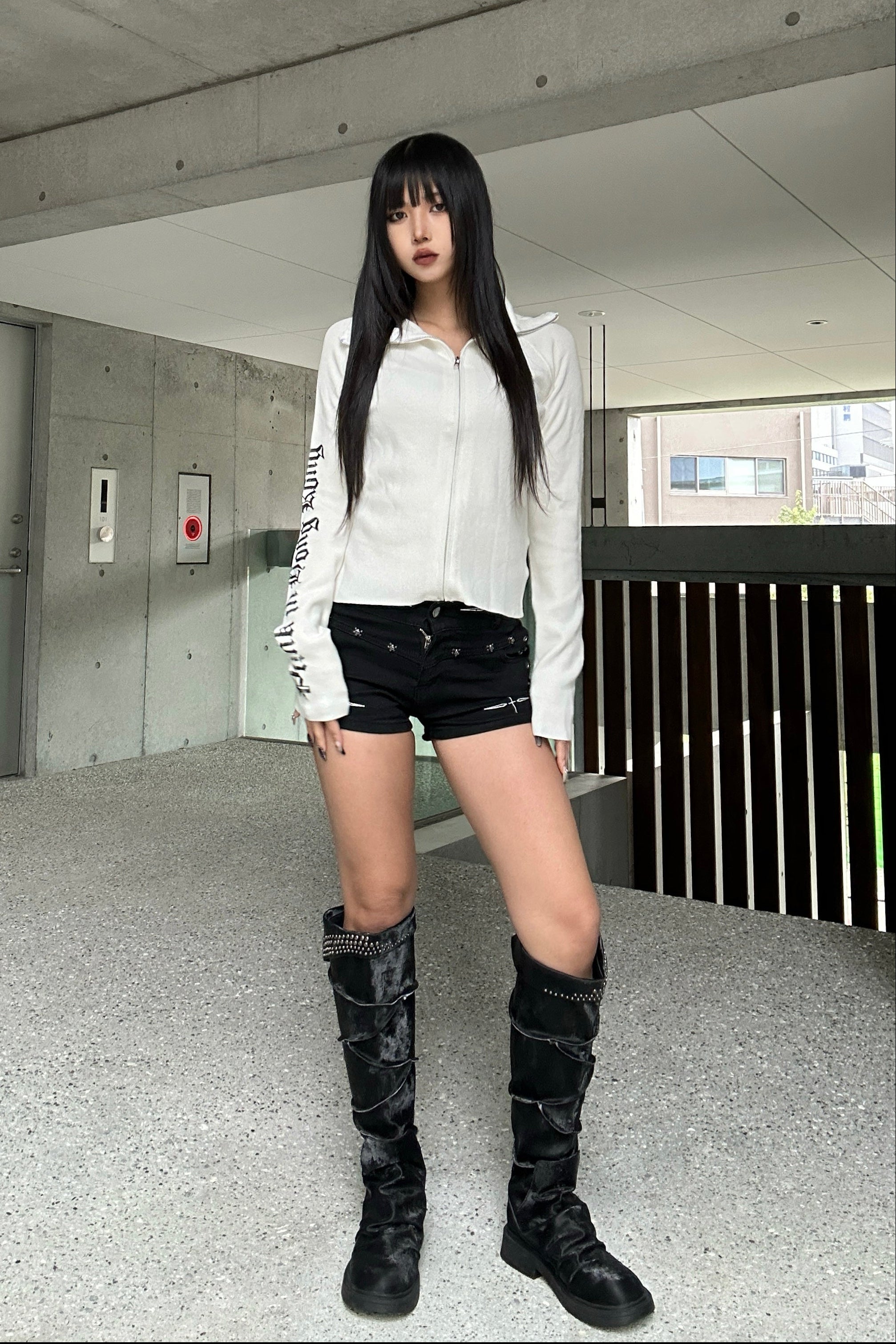 マルチレタリングクロスジップニット KSG21128