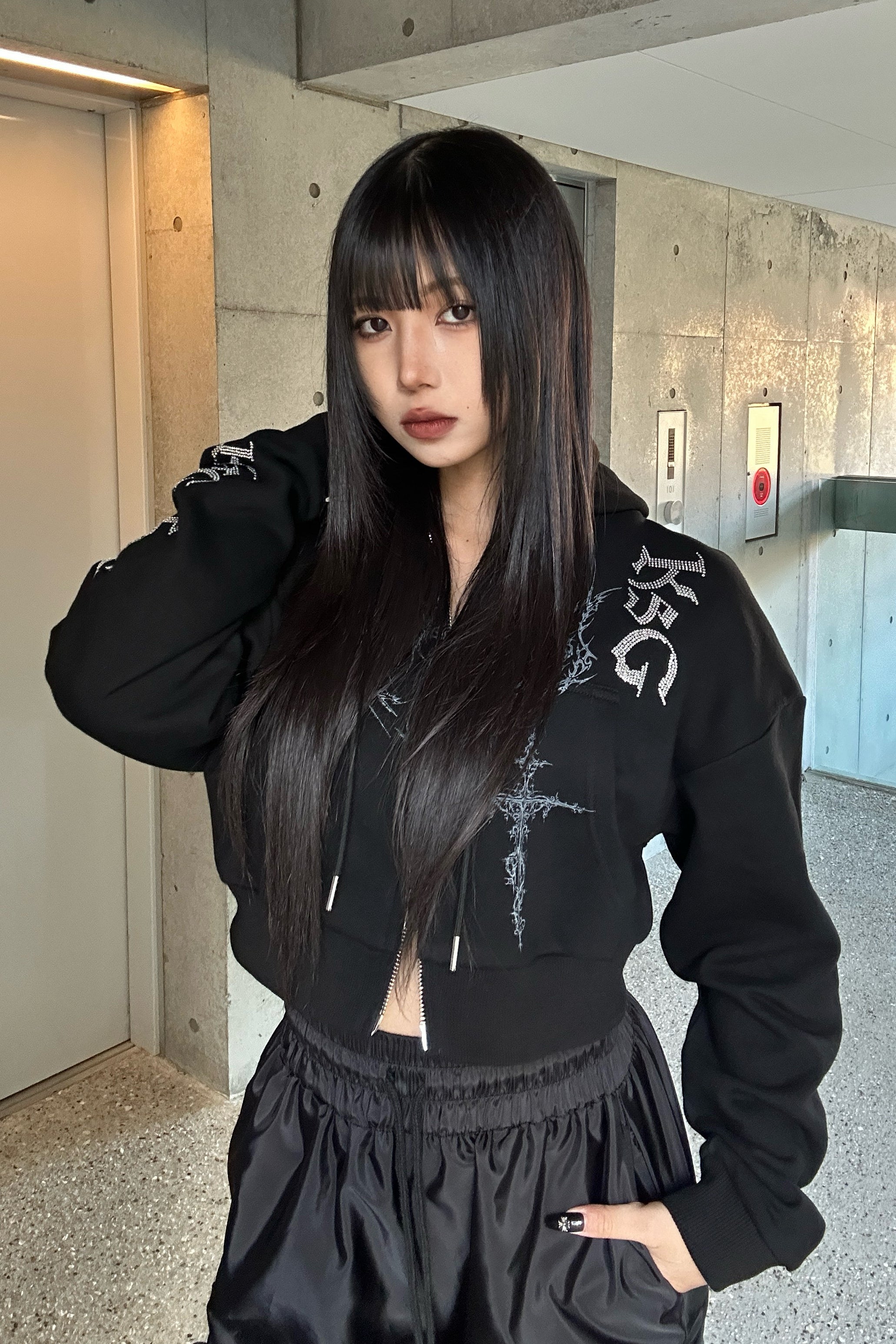 クロップドビジュープリントパーカー KSG20934