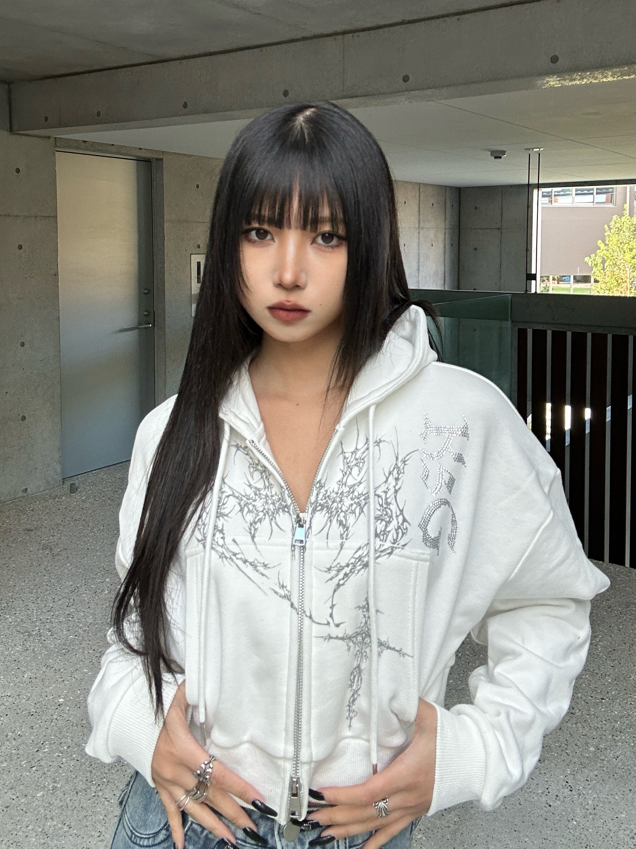 クロップドビジュープリントパーカー KSG20934