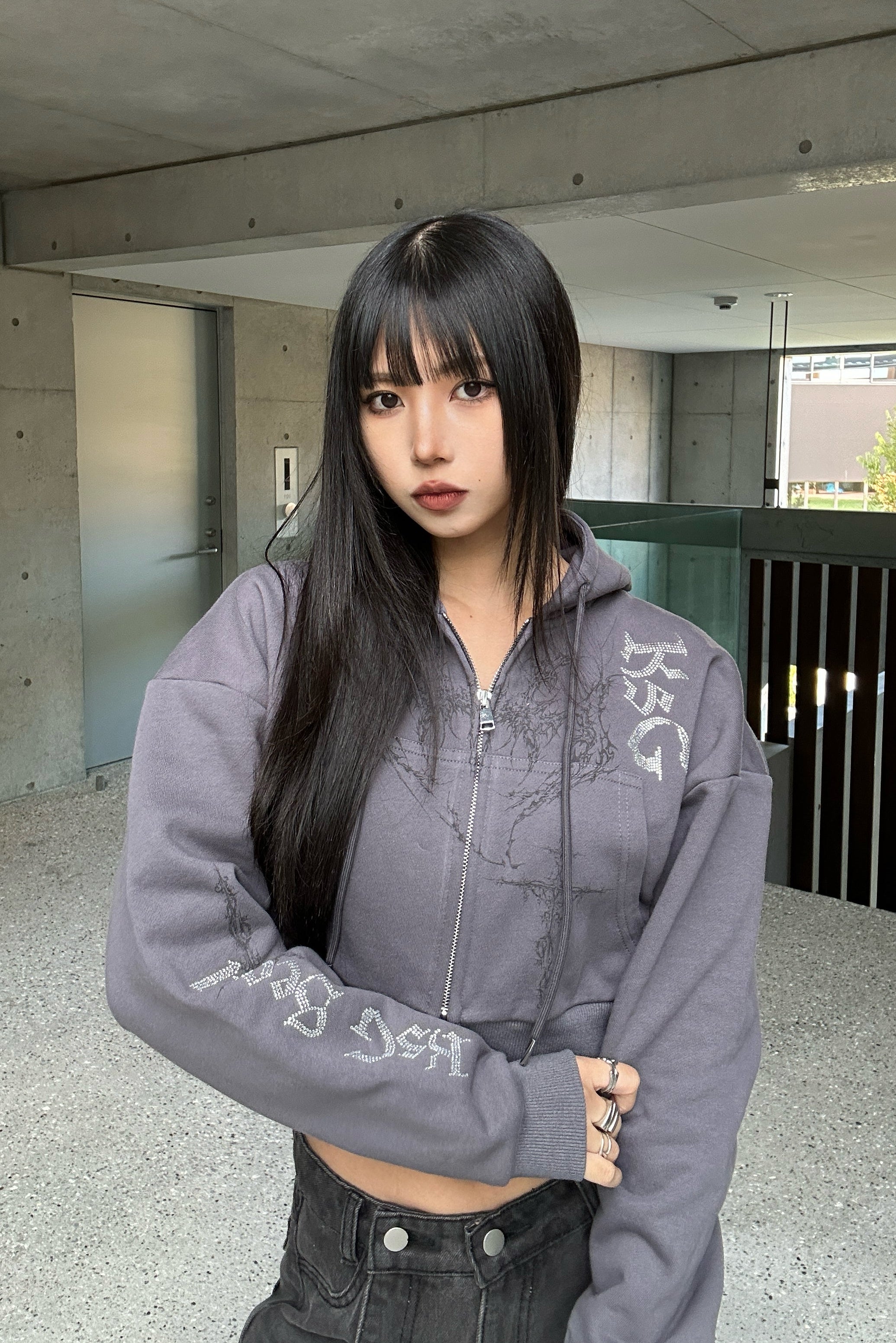 クロップドビジュープリントパーカー KSG20934