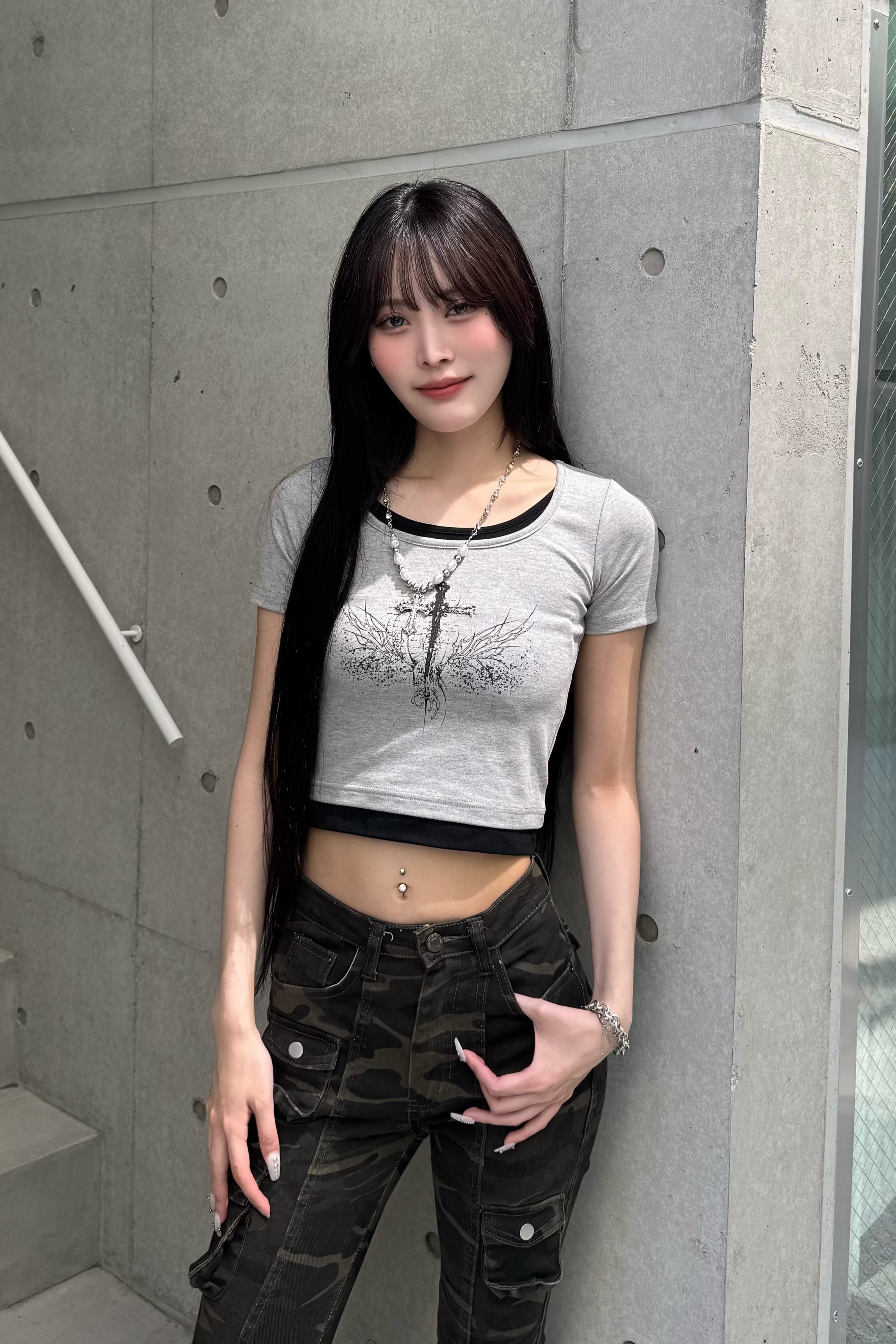 クロスデザインクロップドTシャツ KSG20940