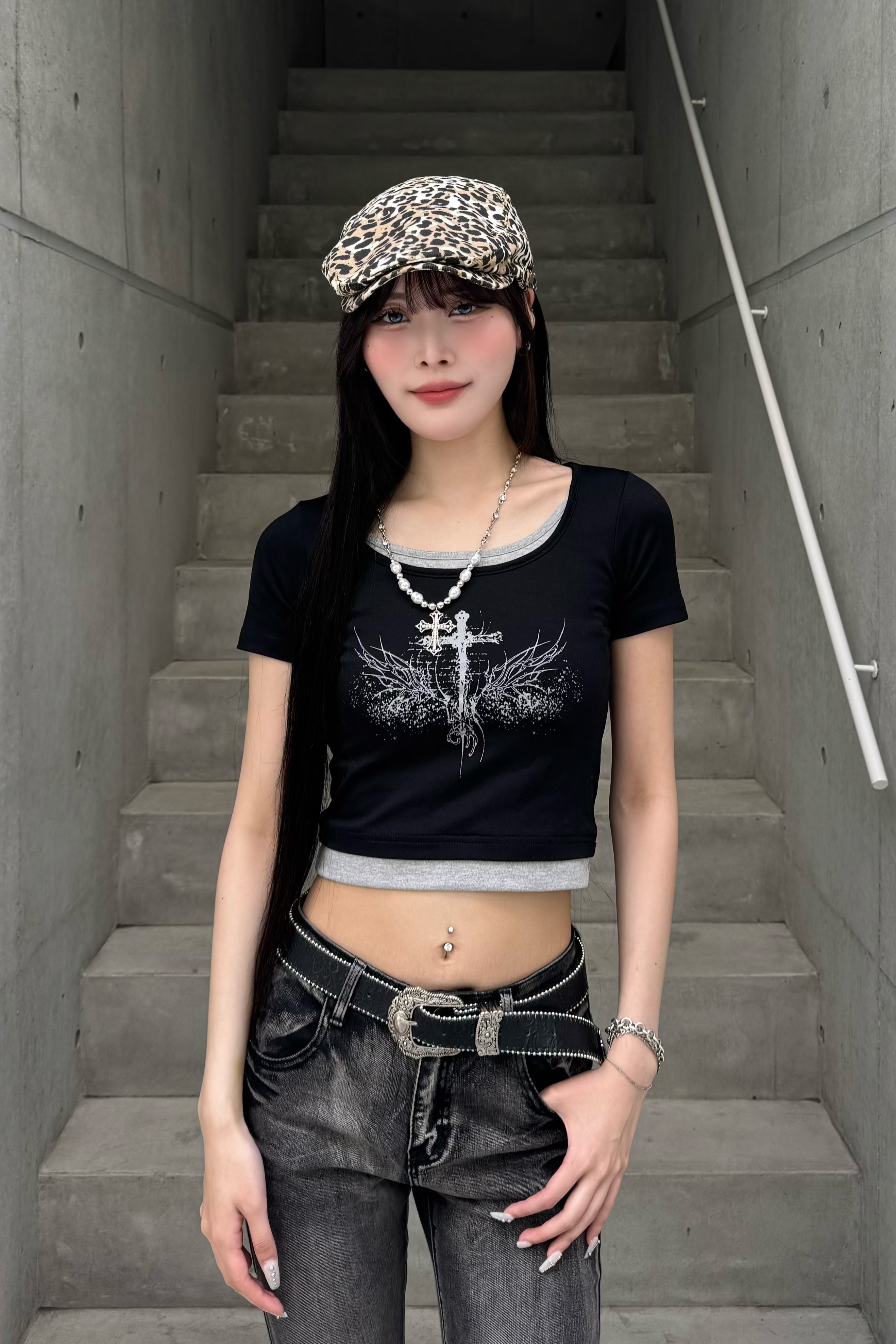 クロスデザインクロップドTシャツ KSG20940