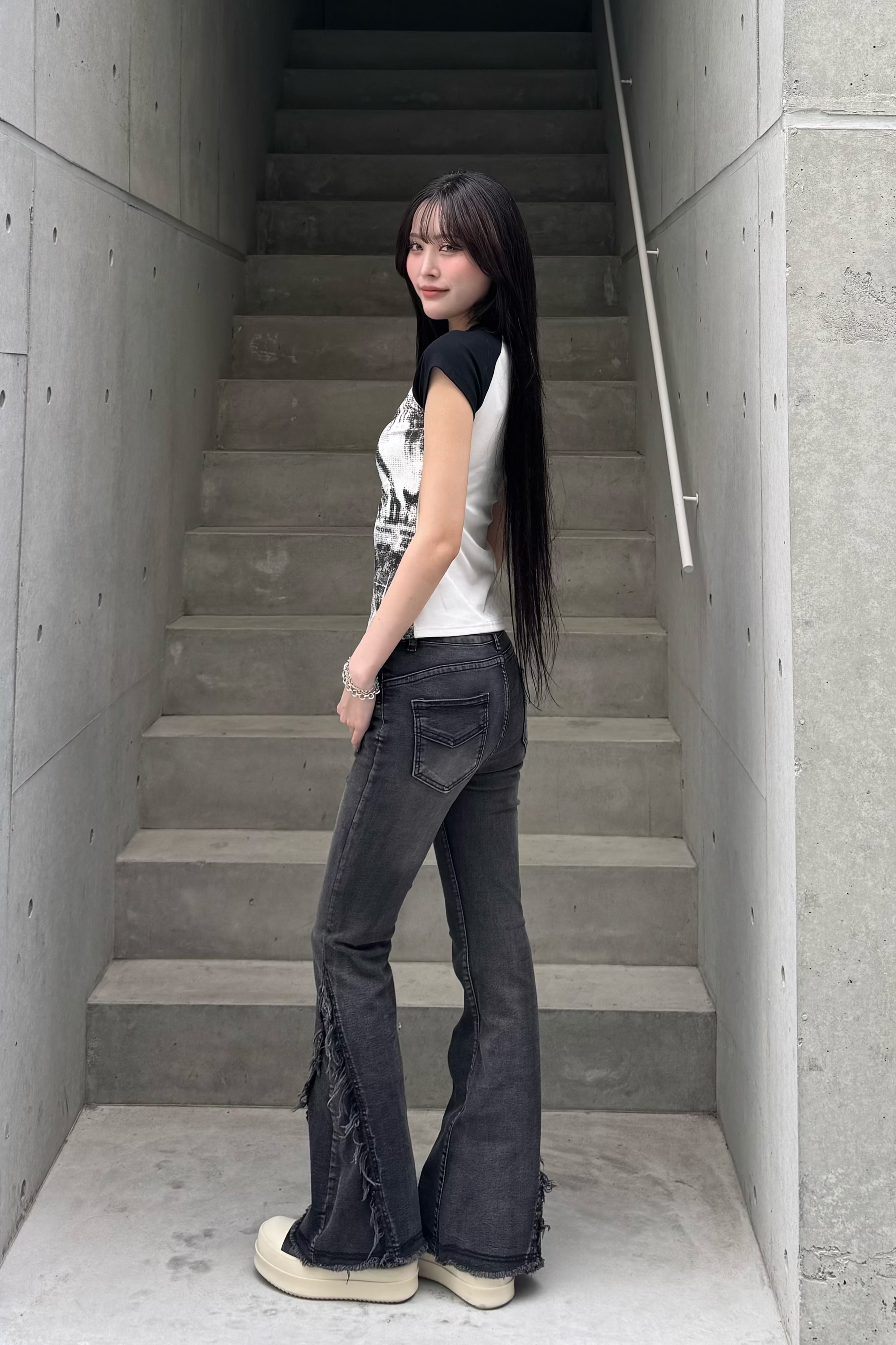 Washed Stretch Fringe Denim KSG19300