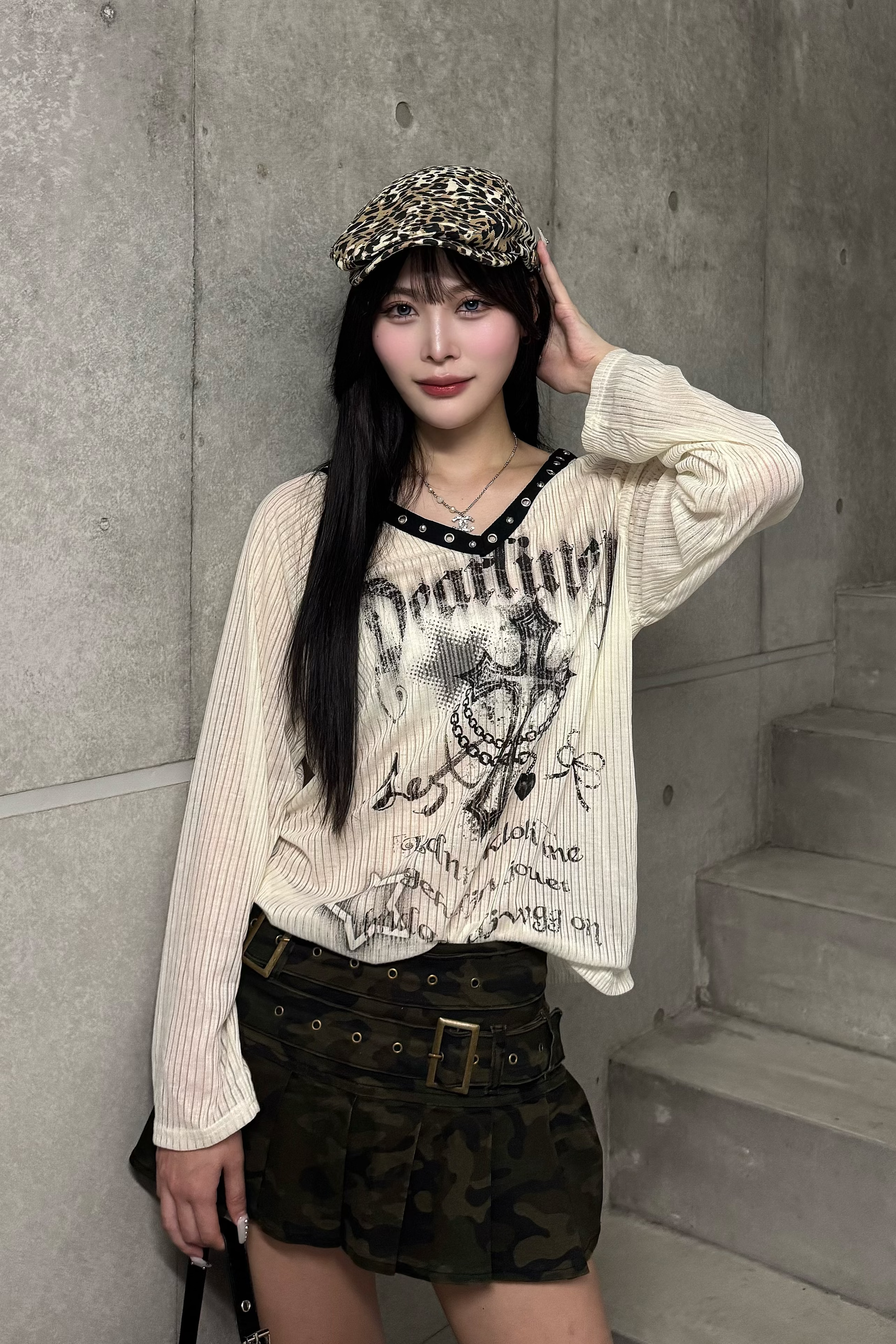 Vneck cross seir knit KSG20972