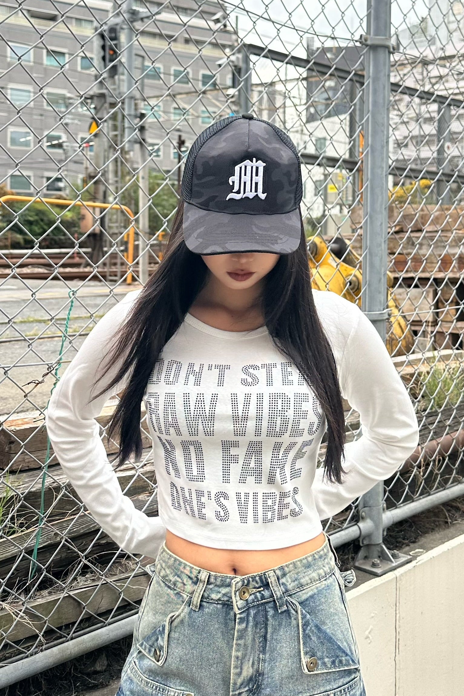 レタリングクロップドトップス KSG21178