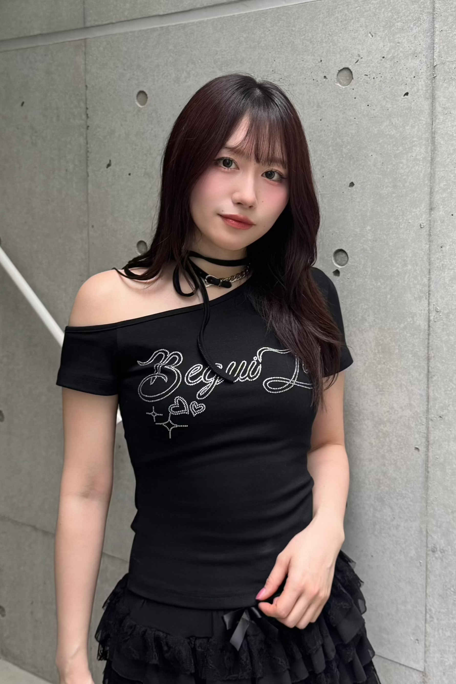 ラインストーンワンショルダーTシャツ KSG20850